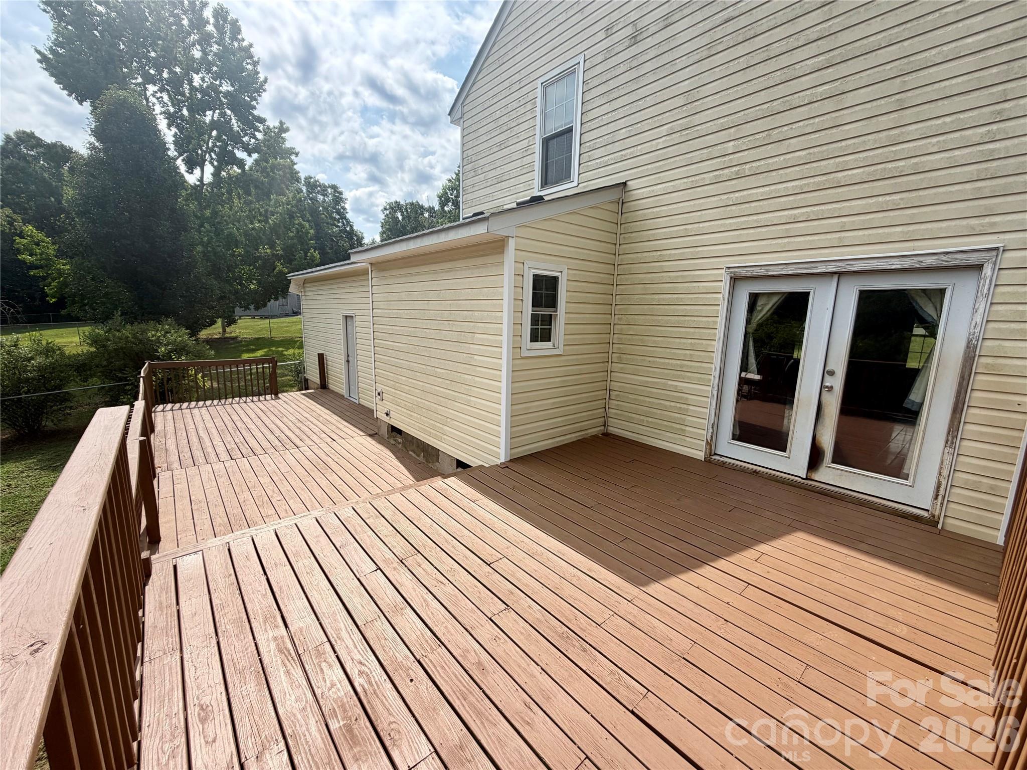 7126 Windsong Way — Wingate