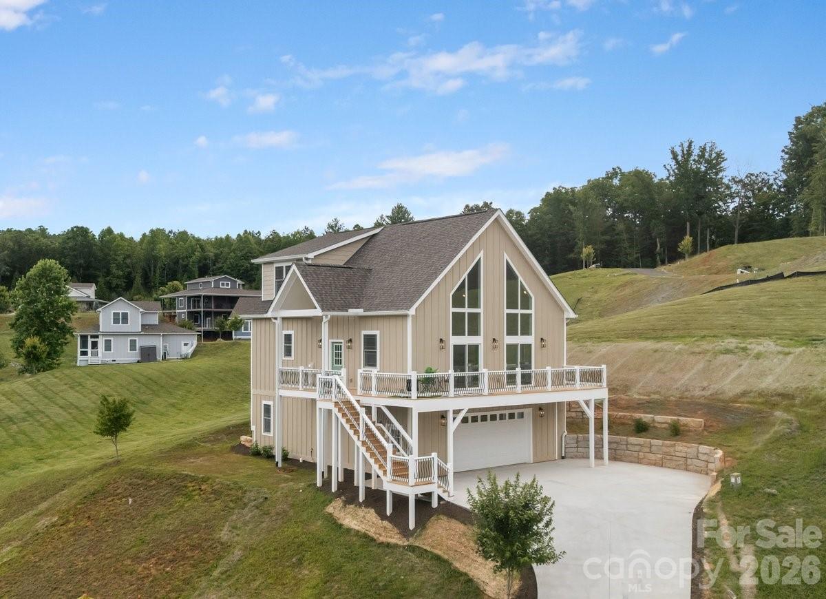 49 Grace Court — Mars Hill