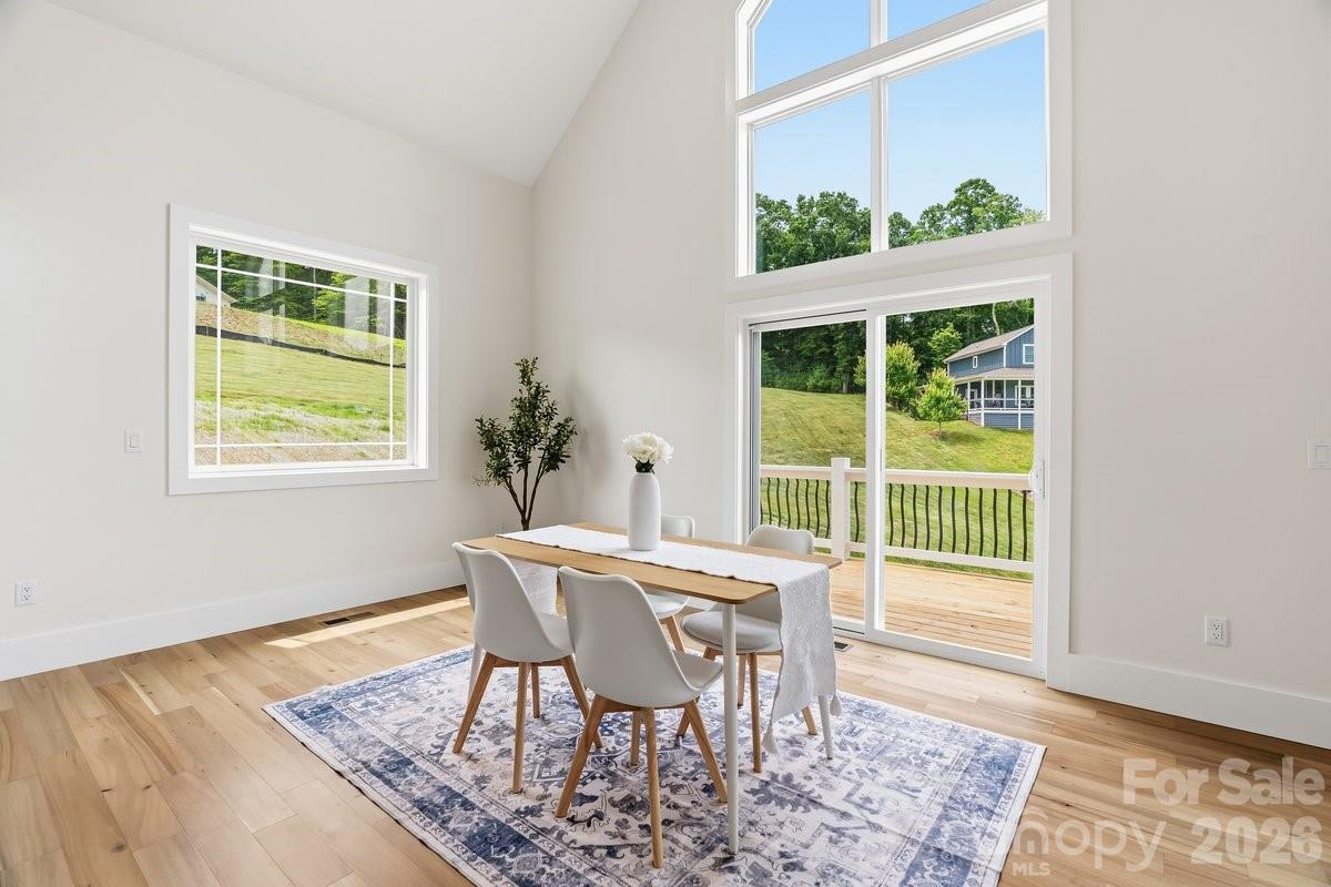 49 Grace Court — Mars Hill