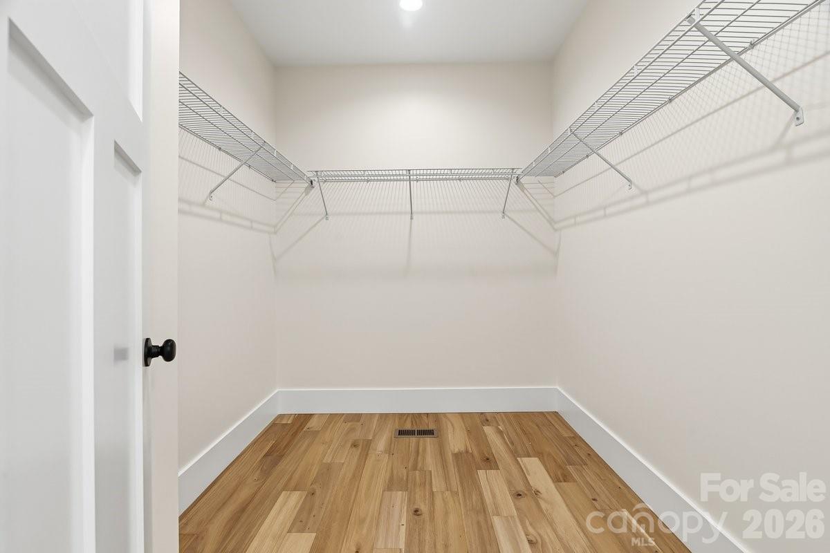 49 Grace Court — Mars Hill