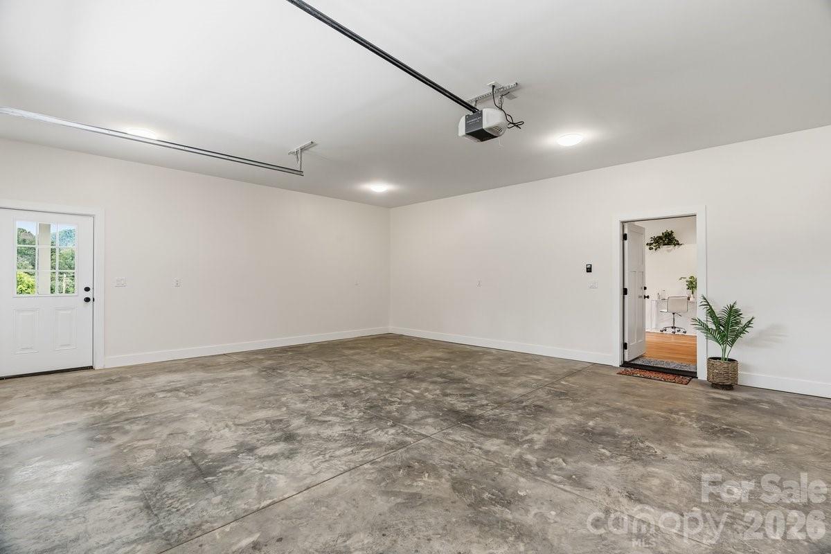 49 Grace Court — Mars Hill