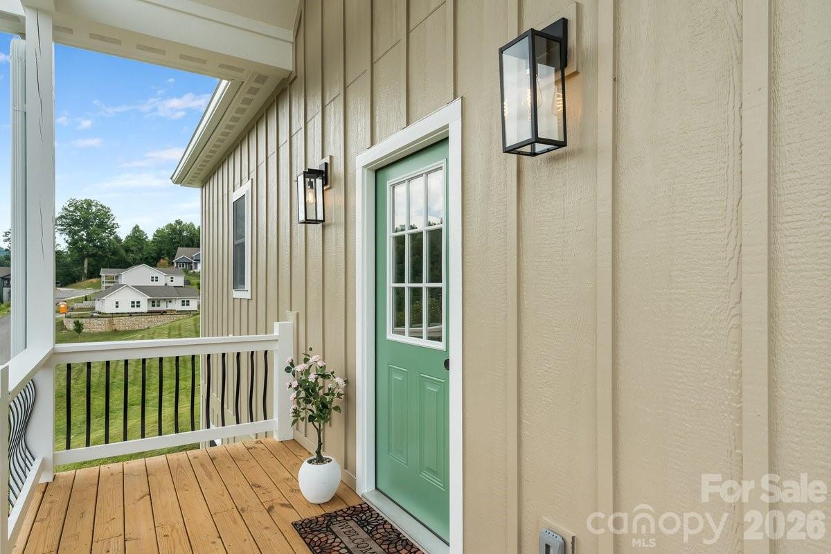 49 Grace Court — Mars Hill