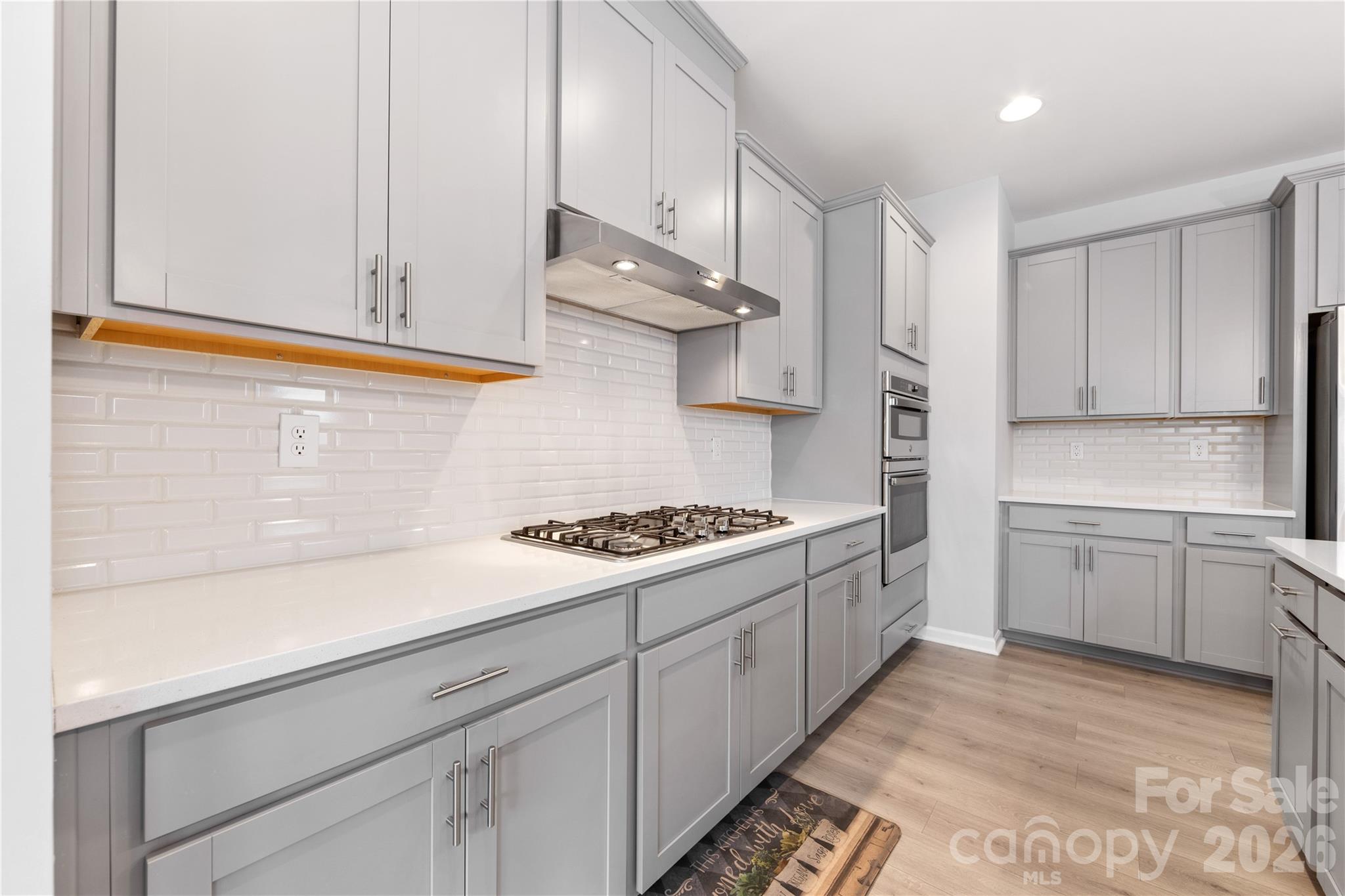 346 W Waterlynn Road — Mooresville