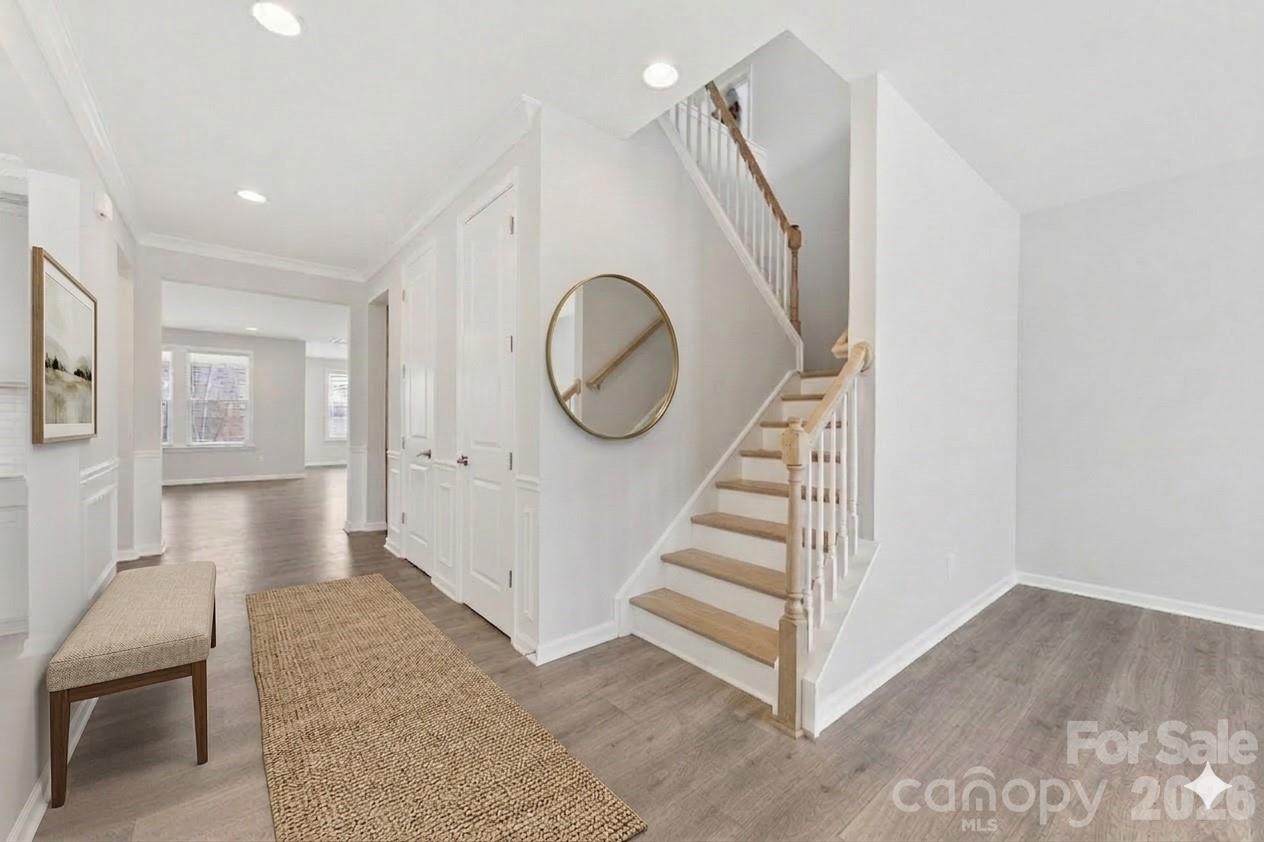 346 W Waterlynn Road — Mooresville
