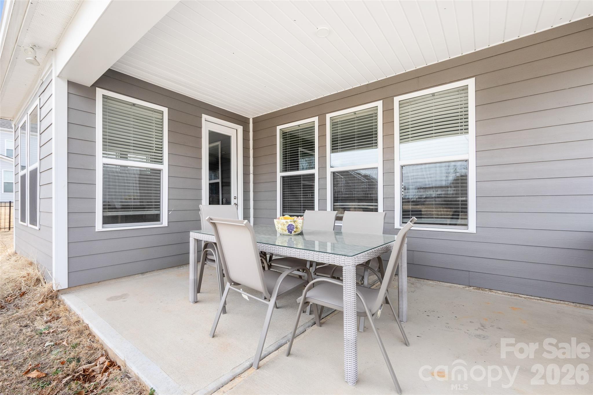 346 W Waterlynn Road — Mooresville