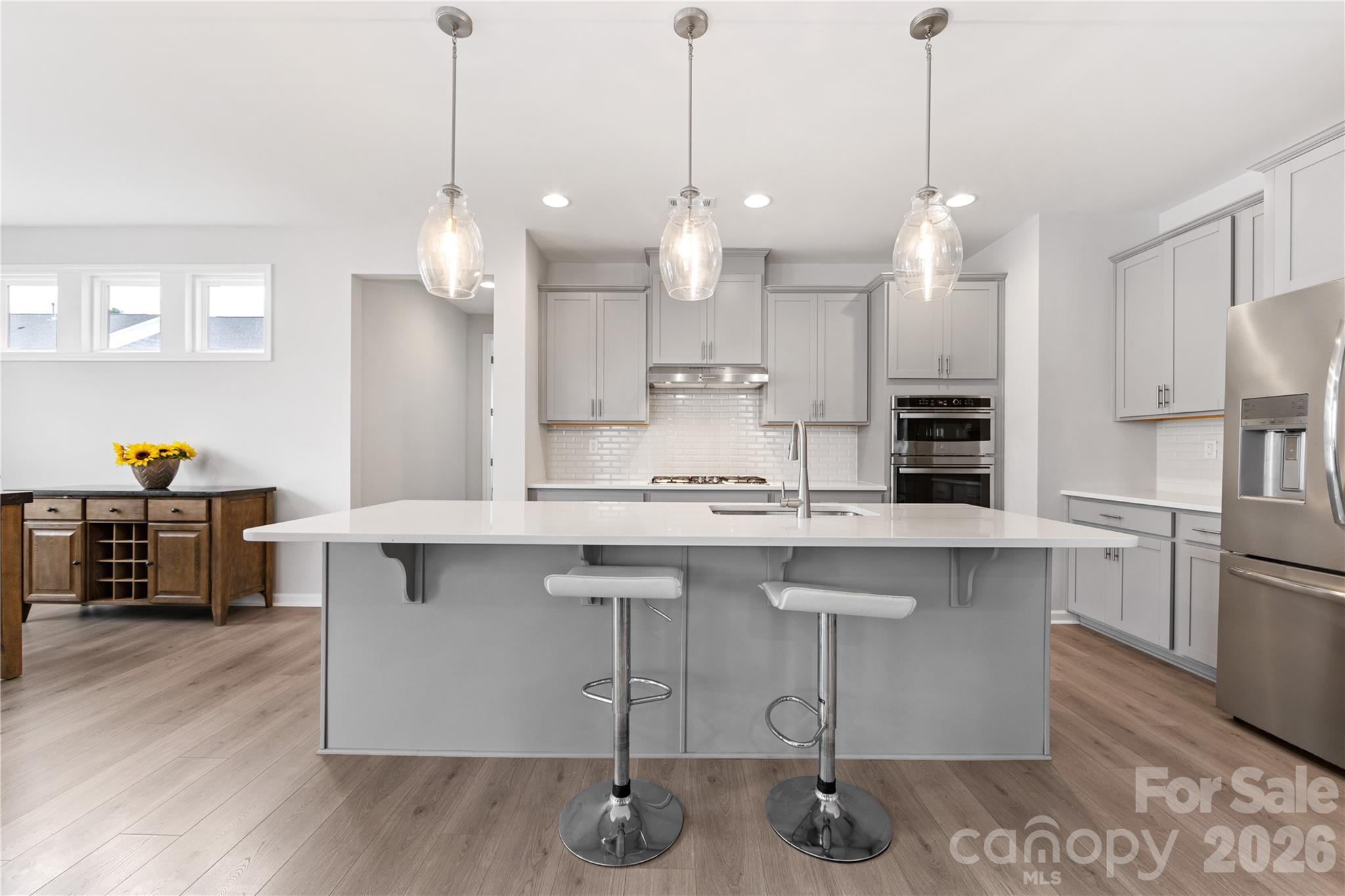 346 W Waterlynn Road — Mooresville