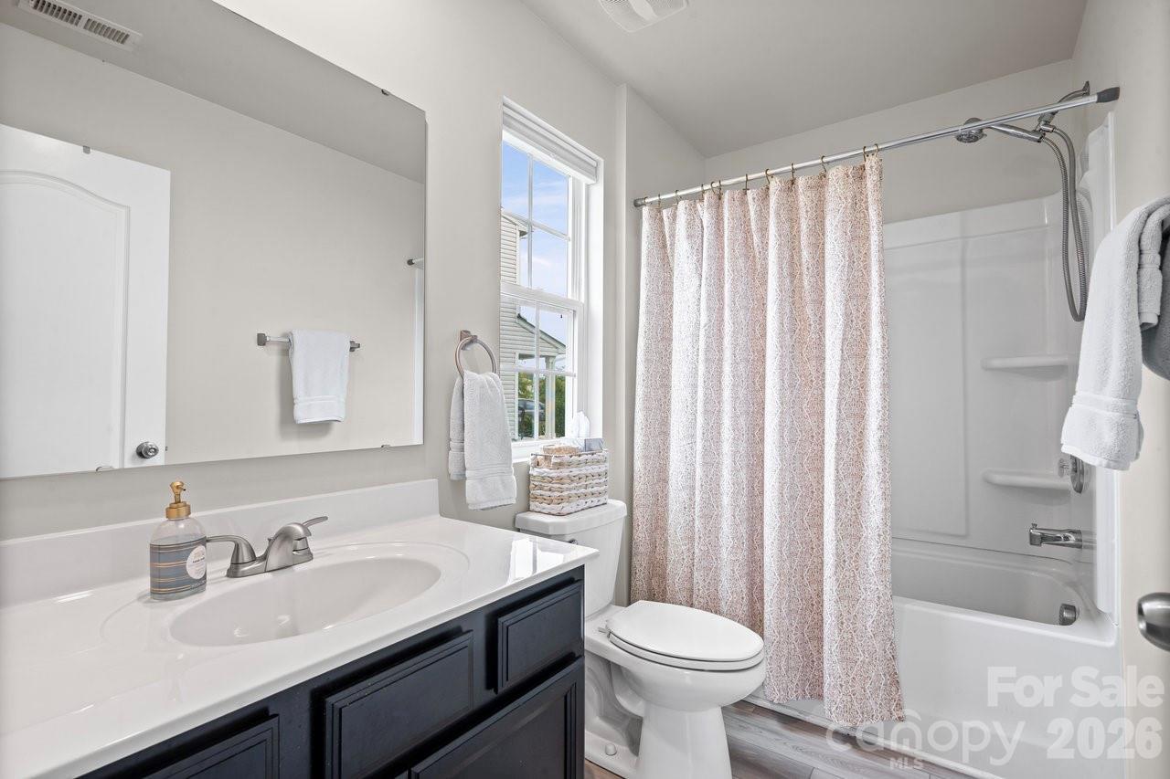 440 Gray Hawk Drive — Rockwell