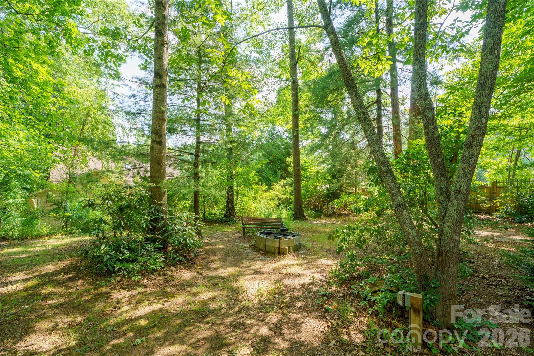 847 N Lakeside Drive — Hendersonville