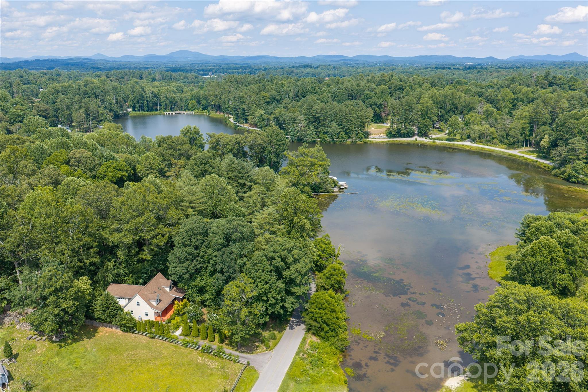 847 N Lakeside Drive — Hendersonville