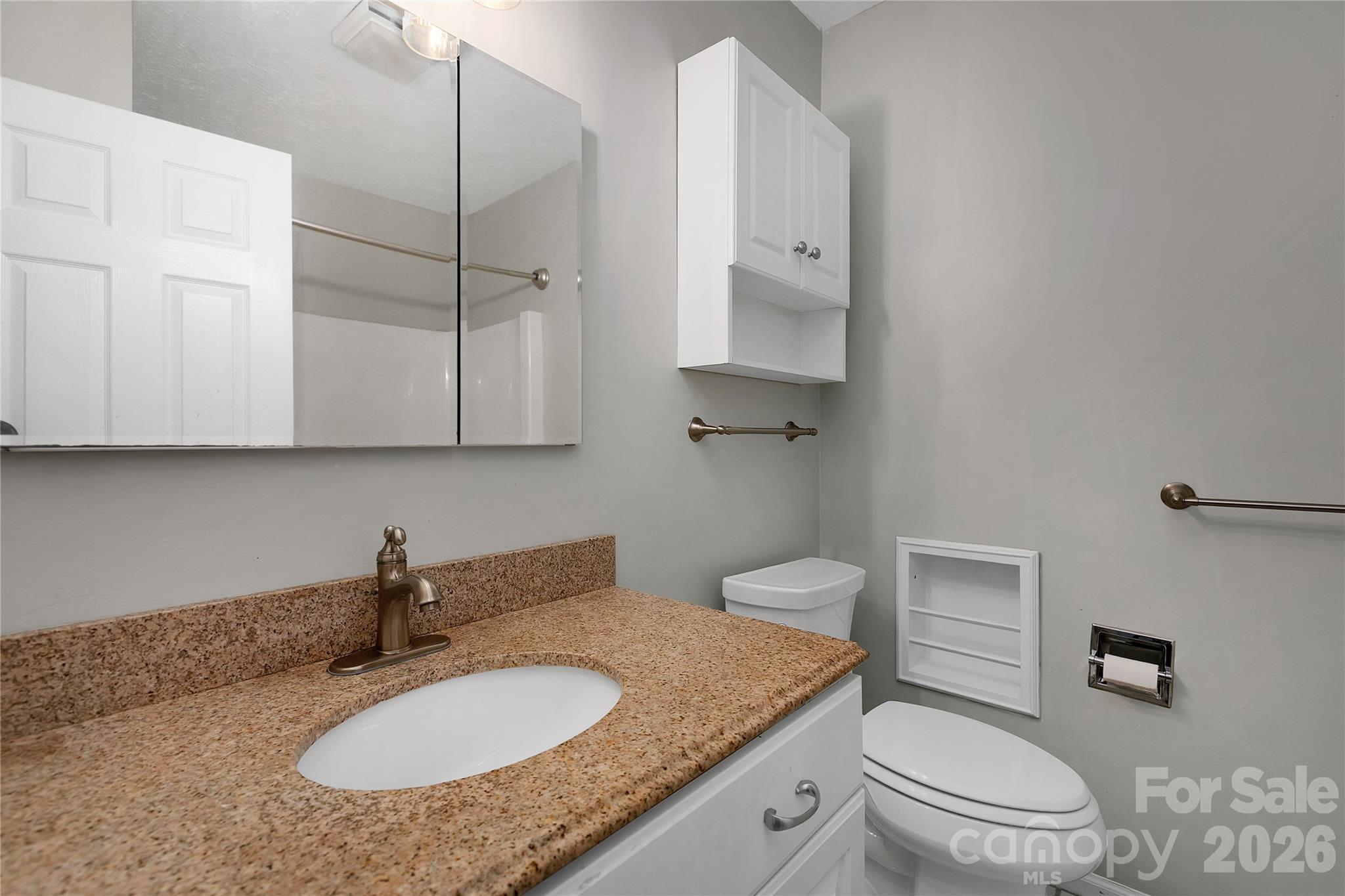 138 Surry Lane — Hendersonville