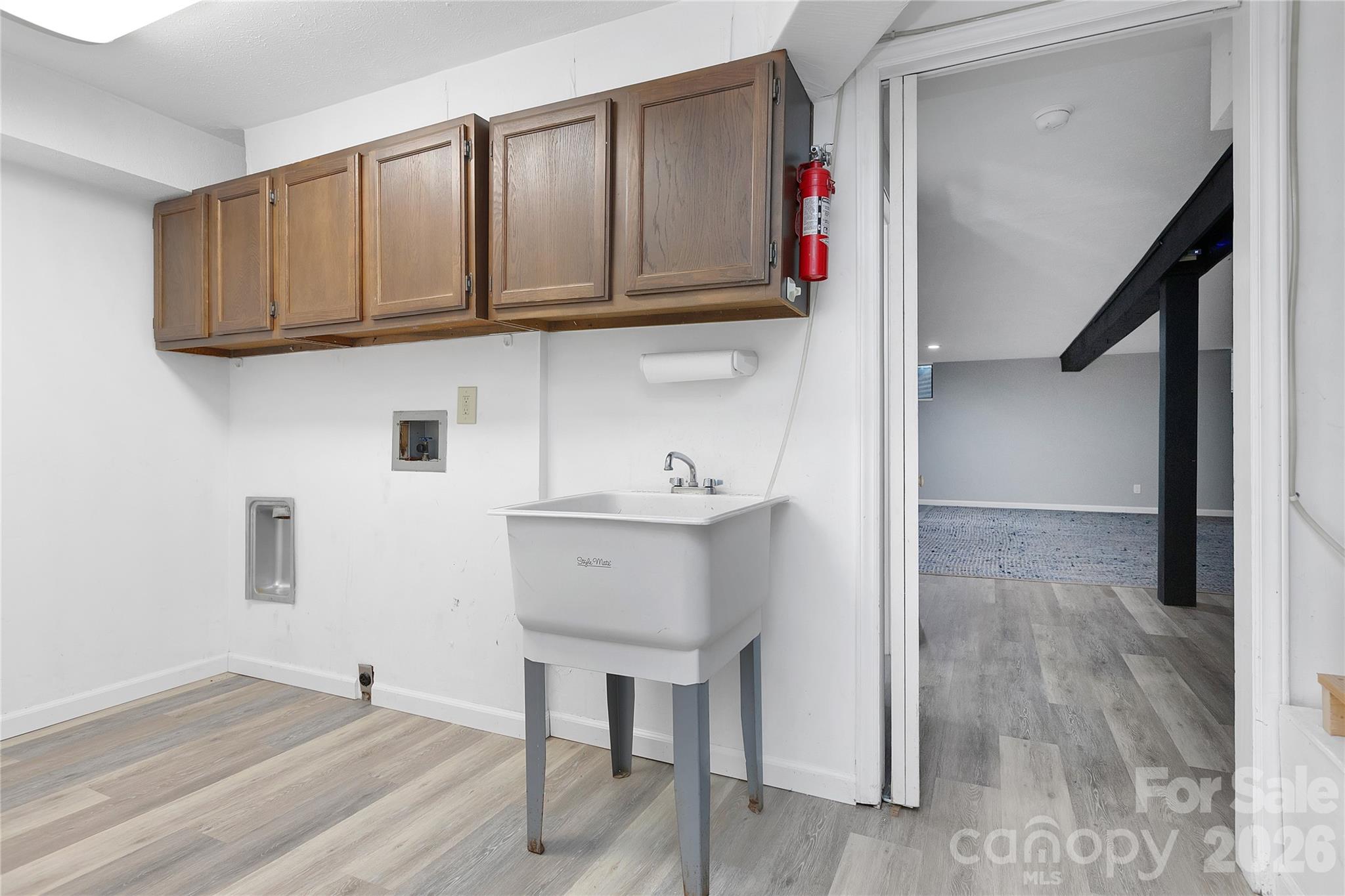 138 Surry Lane — Hendersonville