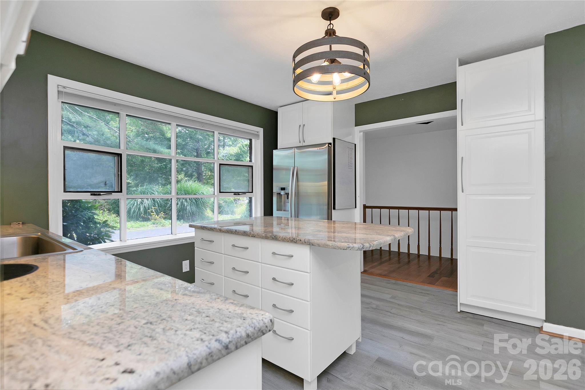 138 Surry Lane — Hendersonville
