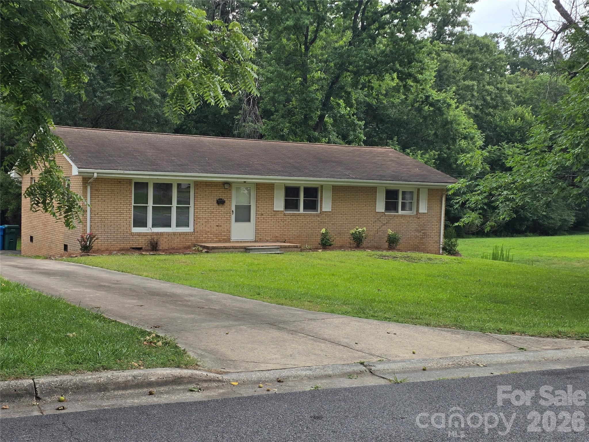 609 Hawthorn Avenue — Albemarle