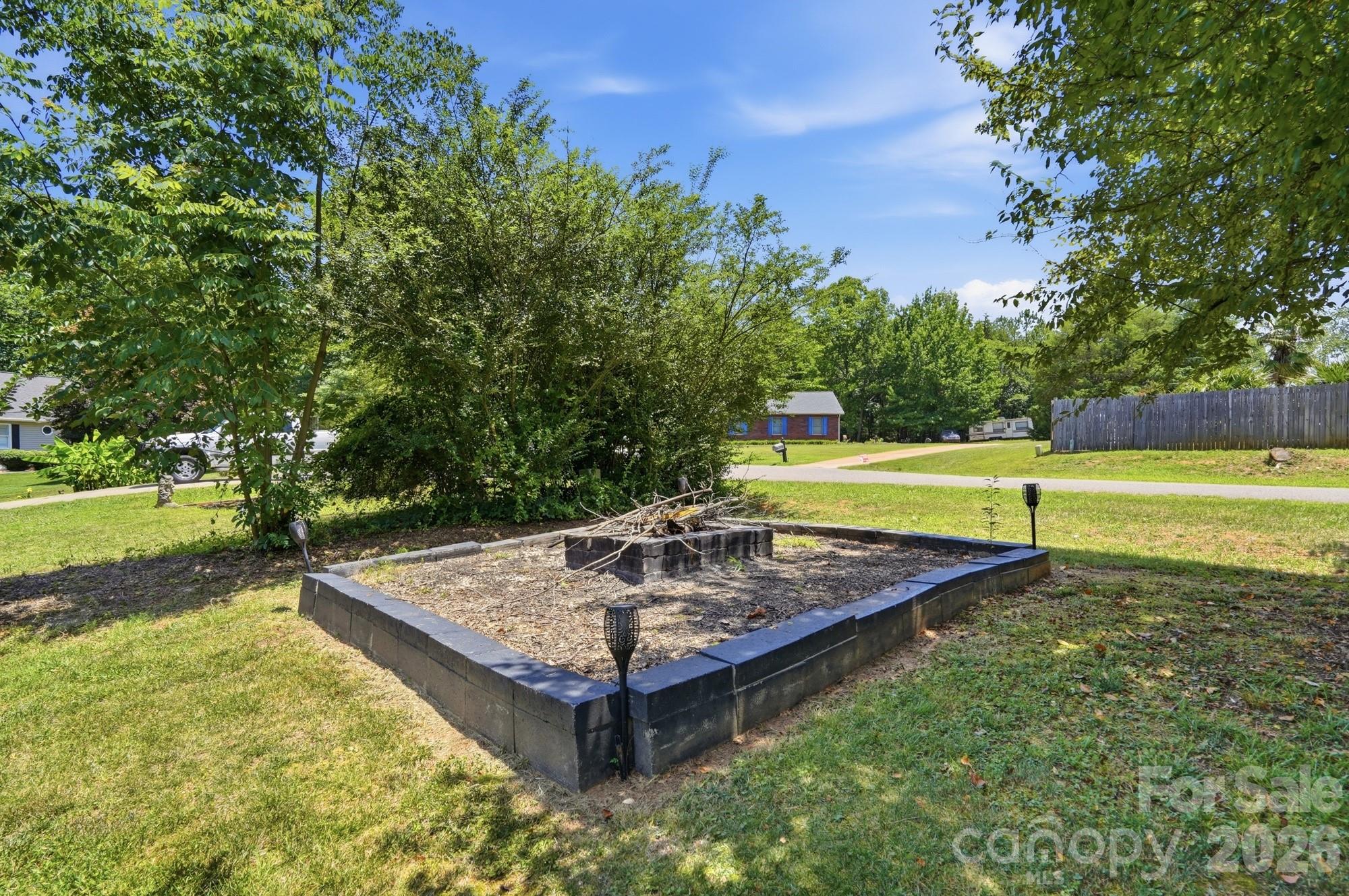 107 Brendle Lane — Troutman