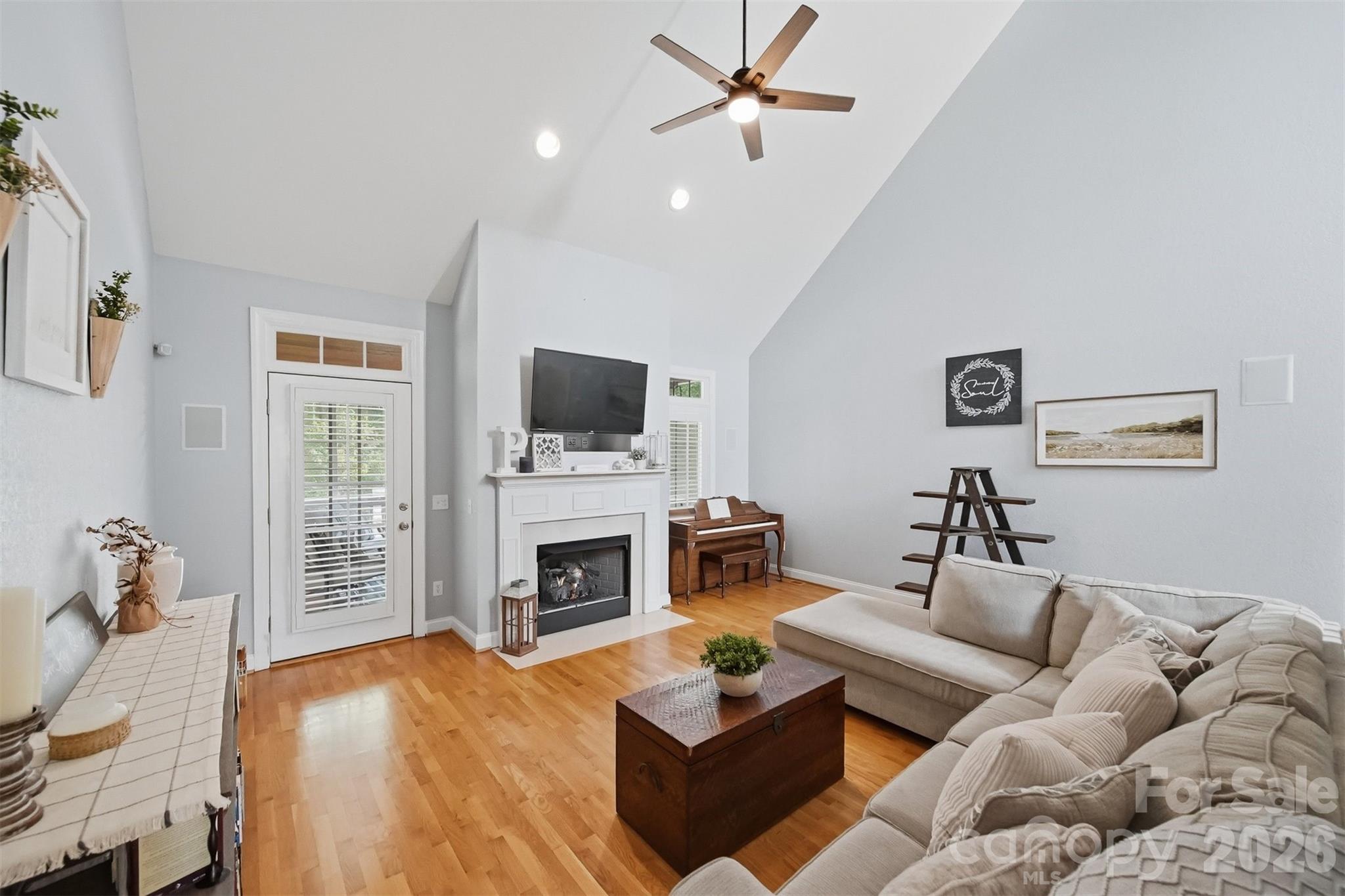 1753 30th Avenue Drive NE — Hickory