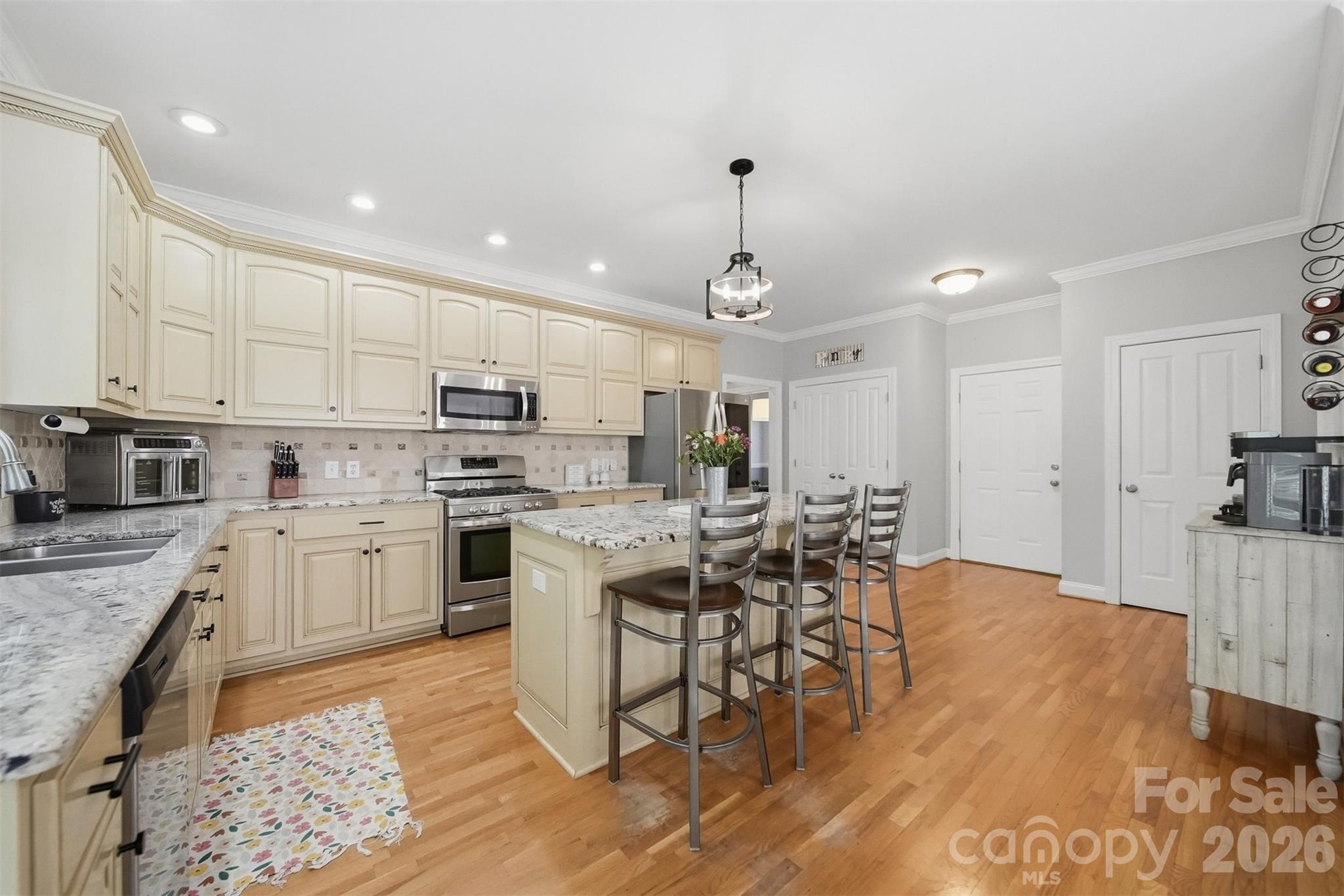 1753 30th Avenue Drive NE — Hickory