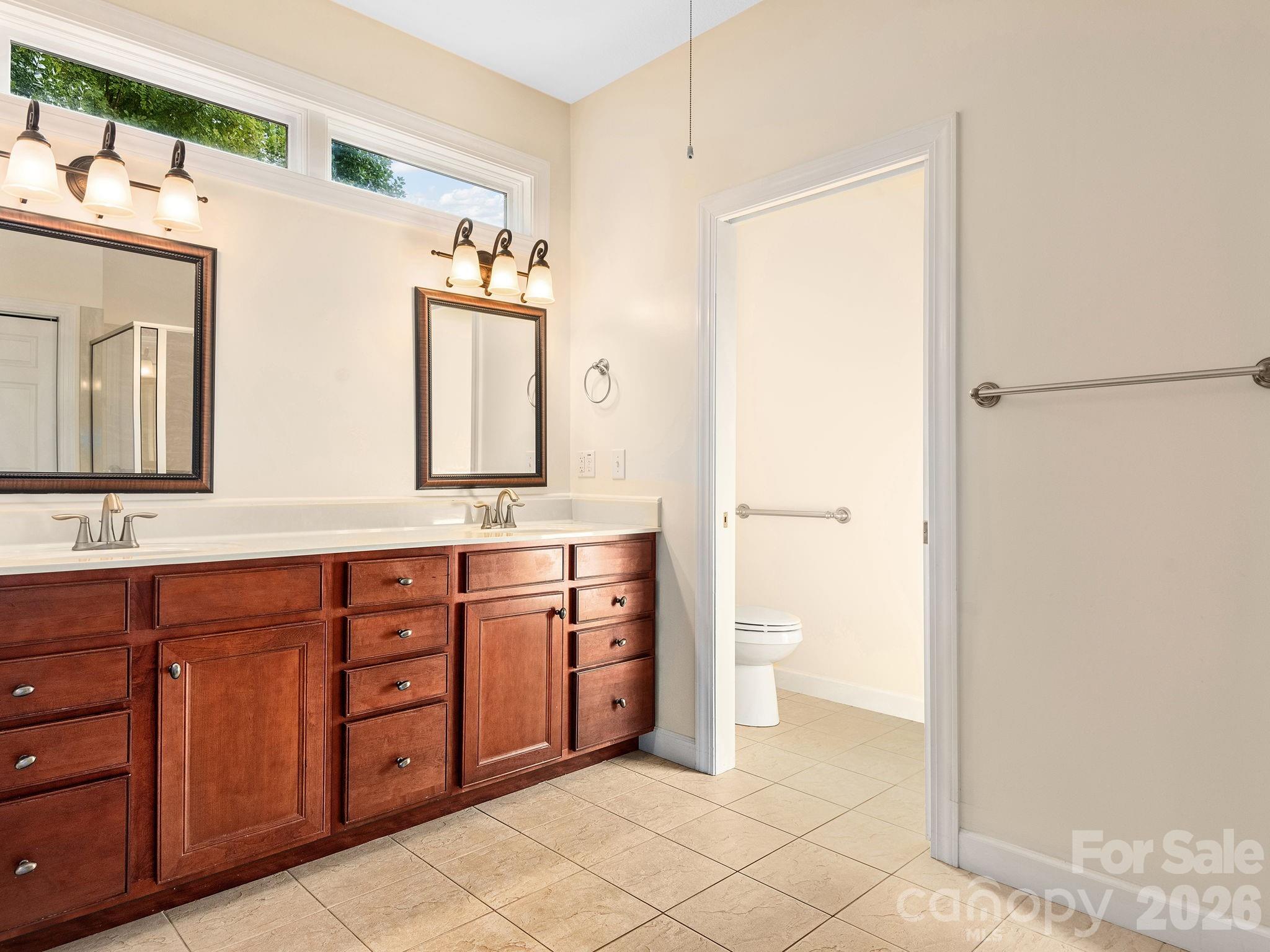 54 Deep Valley Lane — Hendersonville