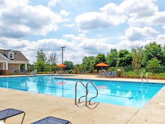111 Trick Ski Lane — Statesville