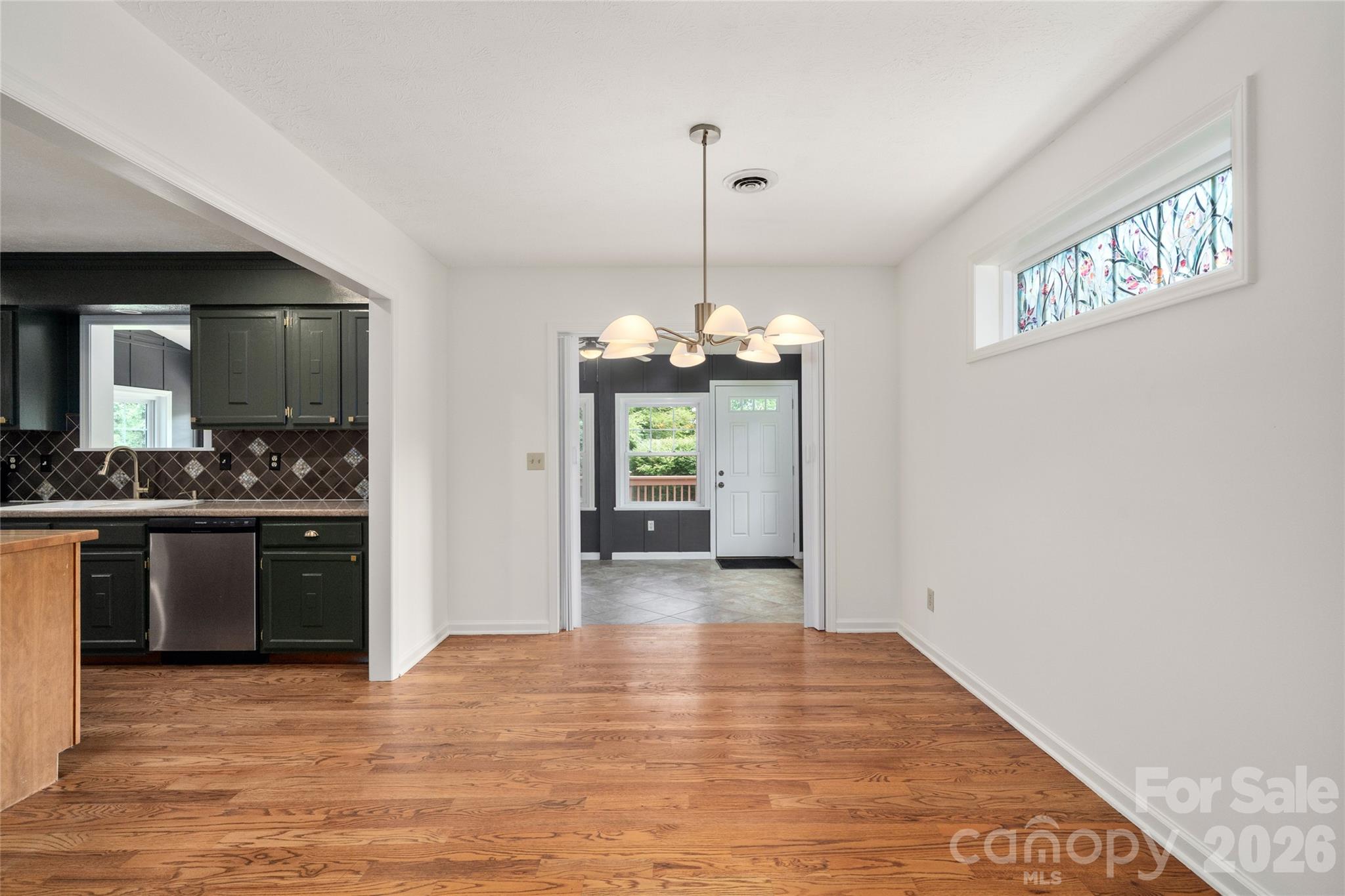 8 Wedgewood Drive — Mills River