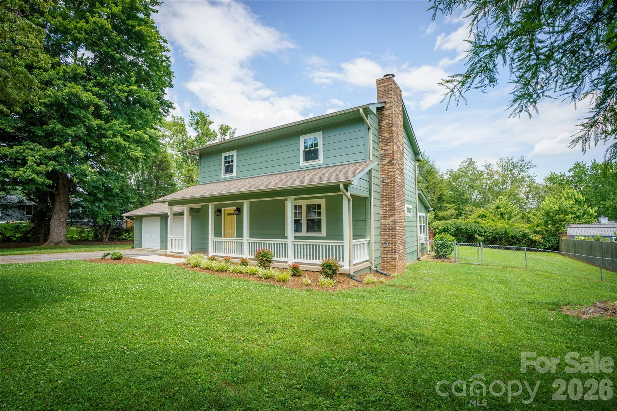 8 Wedgewood Drive — Mills River