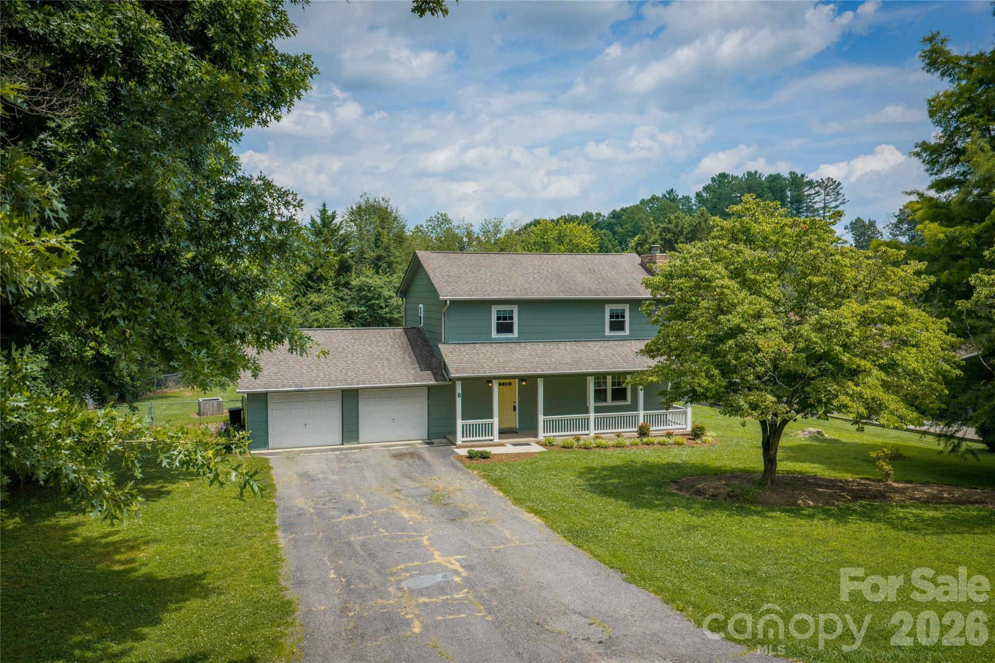 8 Wedgewood Drive — Mills River