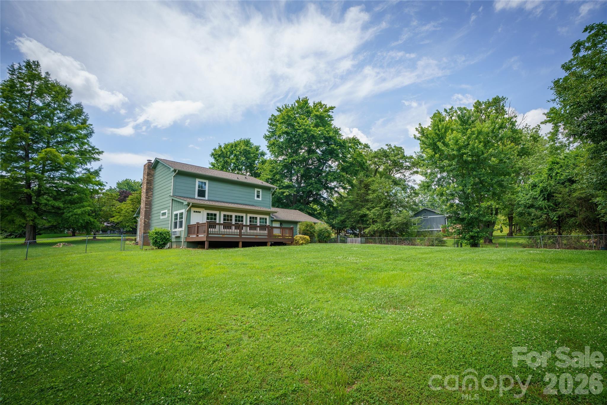 8 Wedgewood Drive — Mills River