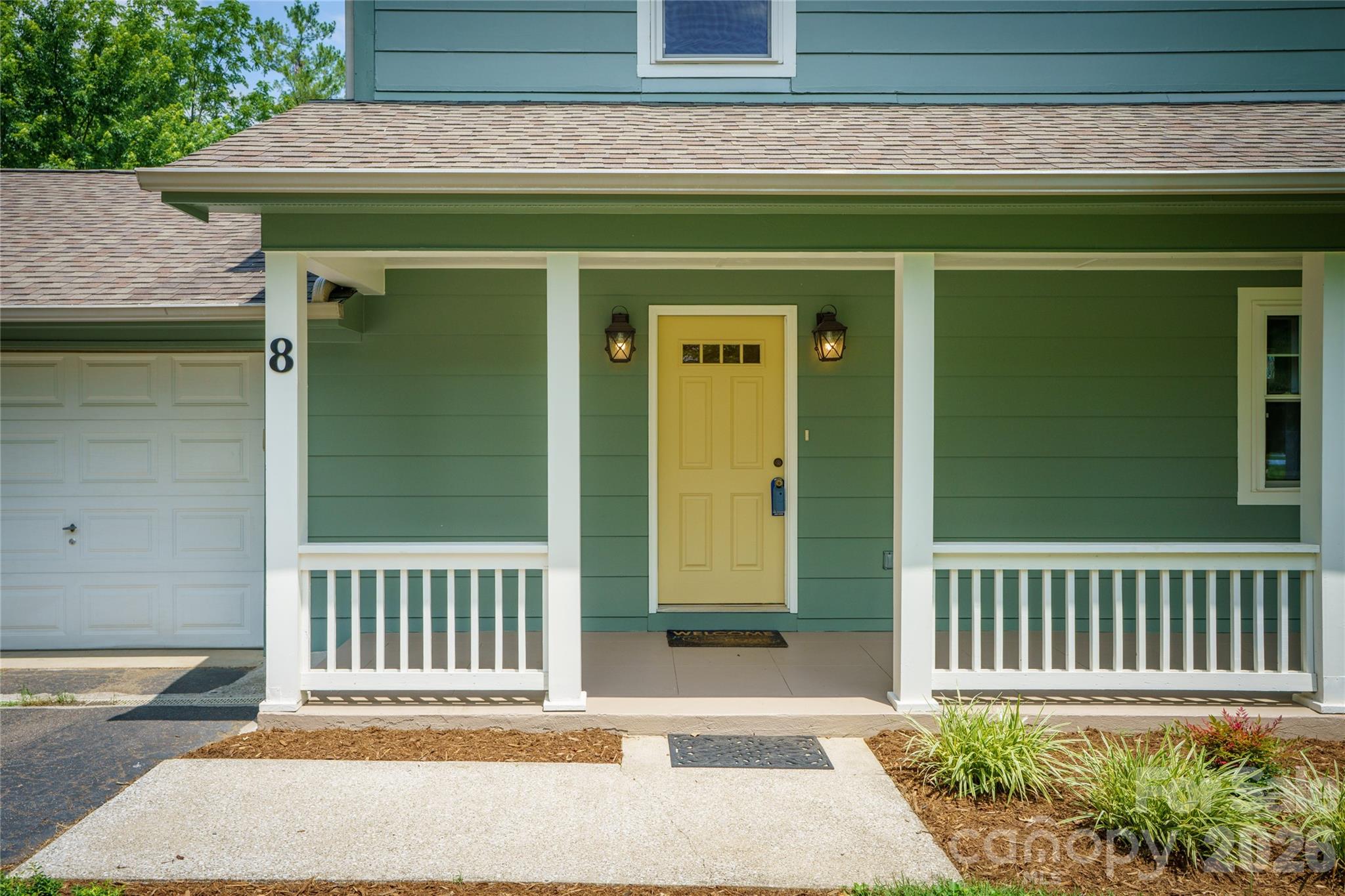 8 Wedgewood Drive — Mills River