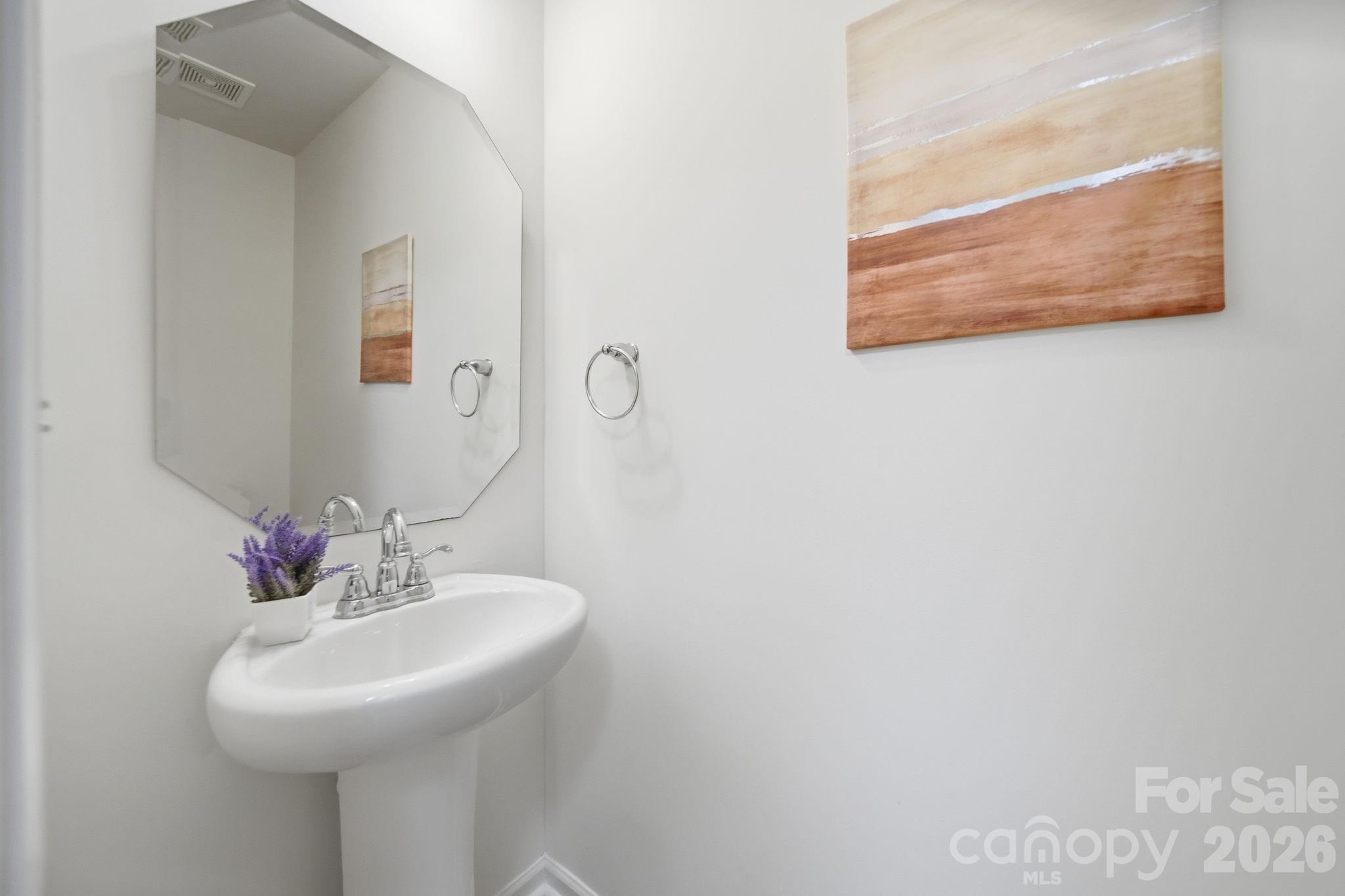 773 Gants Road — York