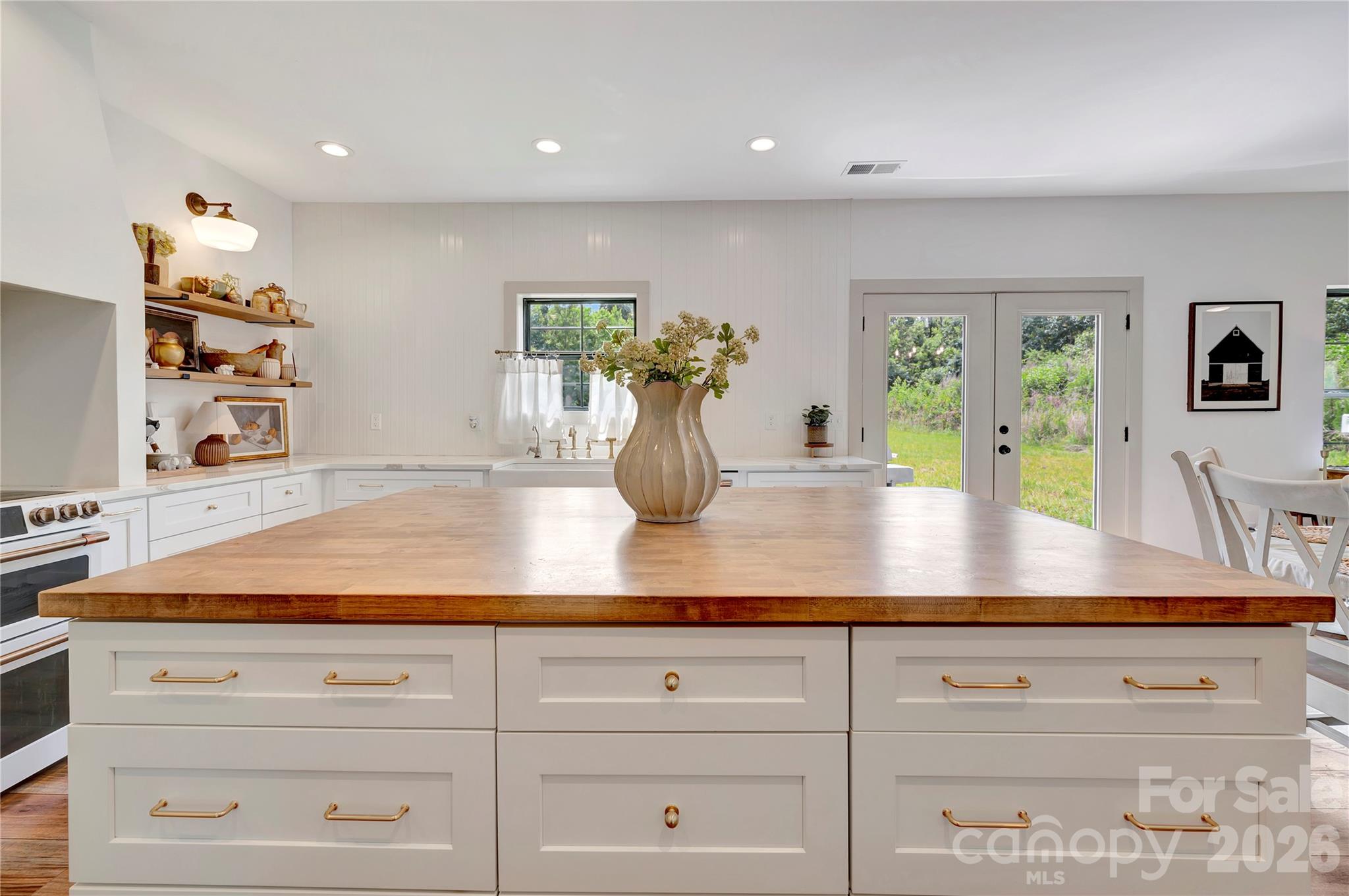 14871 Deer Hollow Drive — Gold Hill