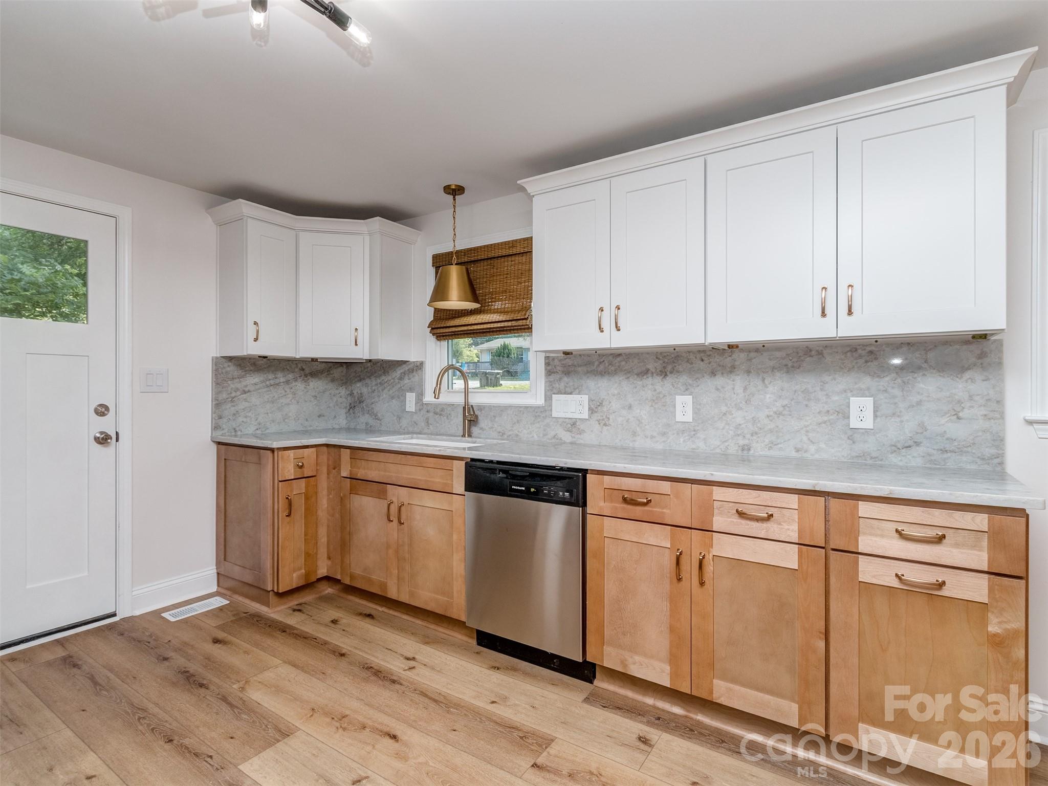 408 S Jackson Avenue — Waxhaw