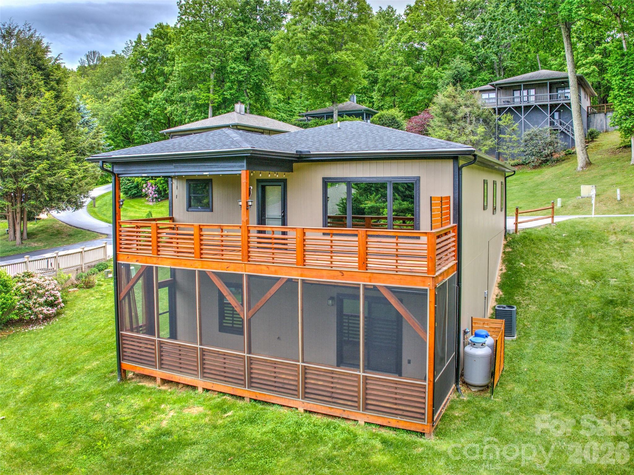 47 Winghaven Heights — Waynesville