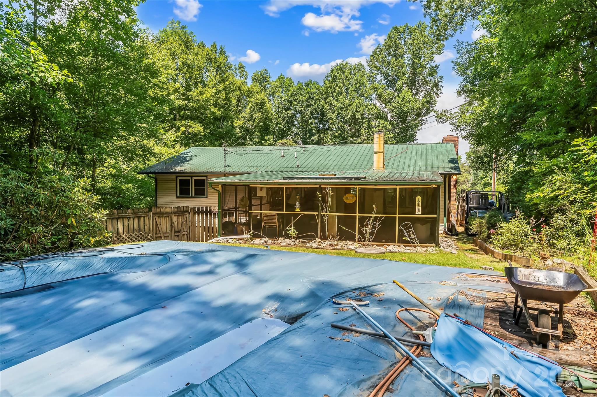 32 Swanns View Drive — Marion