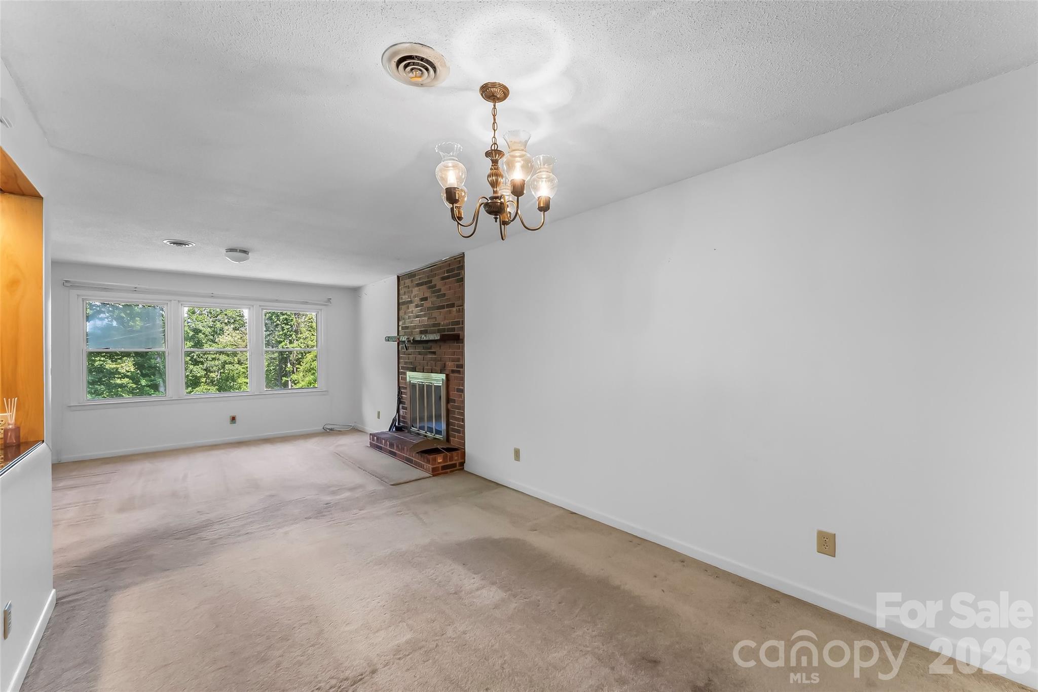 32 Swanns View Drive — Marion