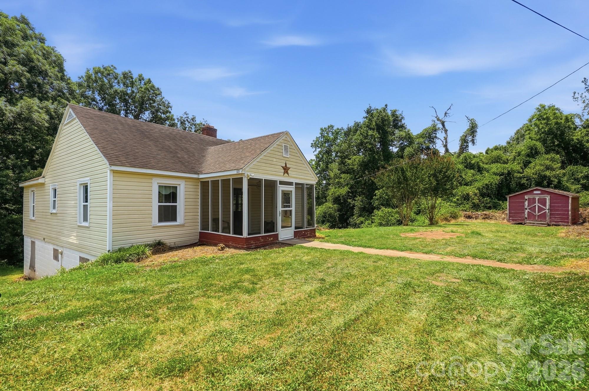 121 Piedmont Drive — Lawndale
