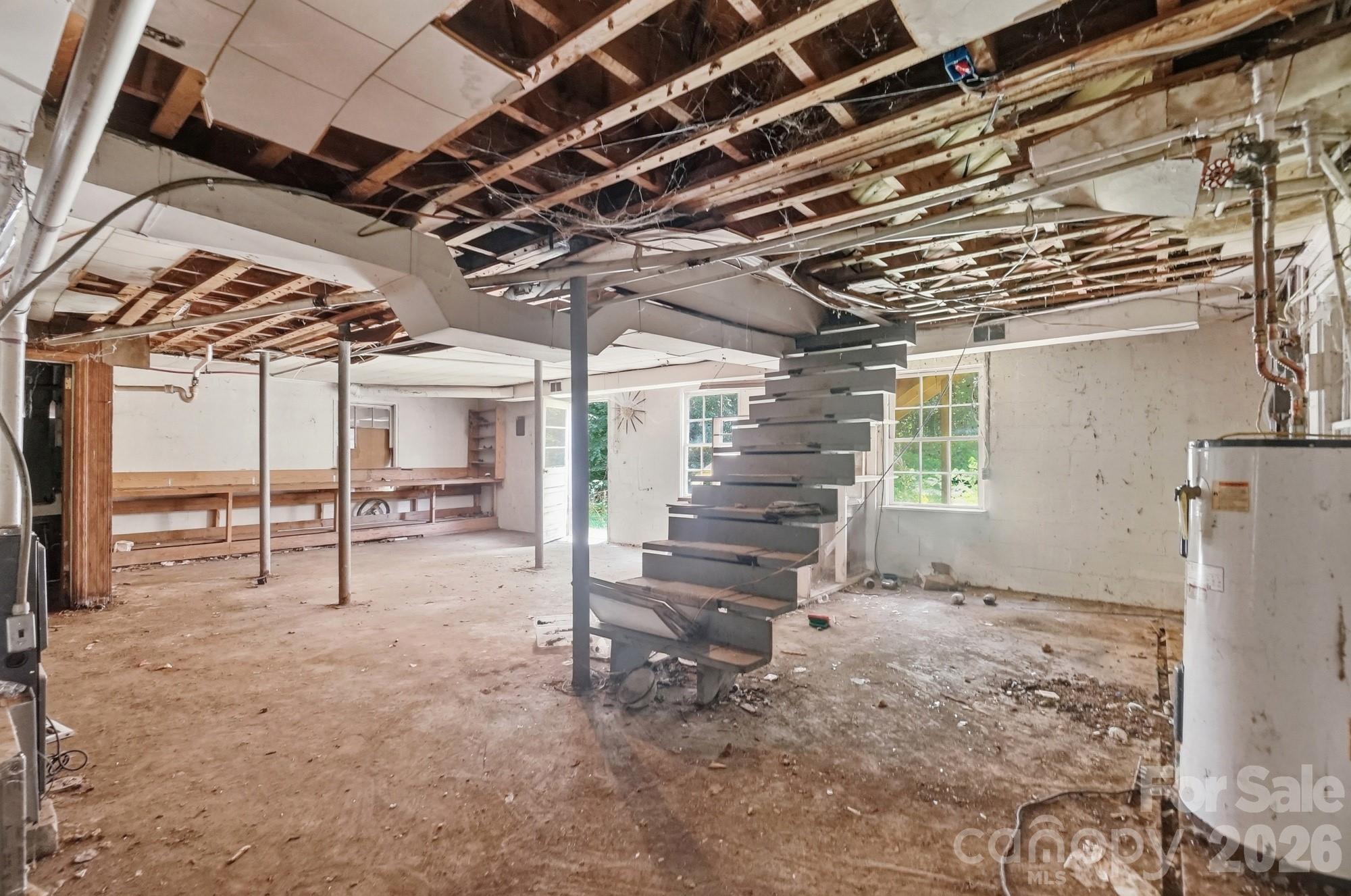 121 Piedmont Drive — Lawndale