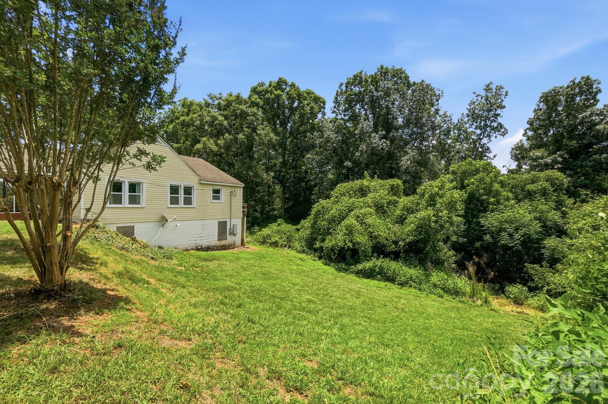 121 Piedmont Drive — Lawndale
