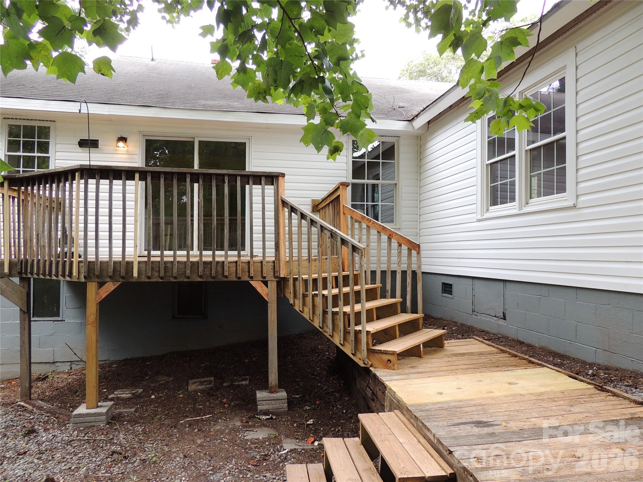 1002 S Main Street S — Rutherfordton