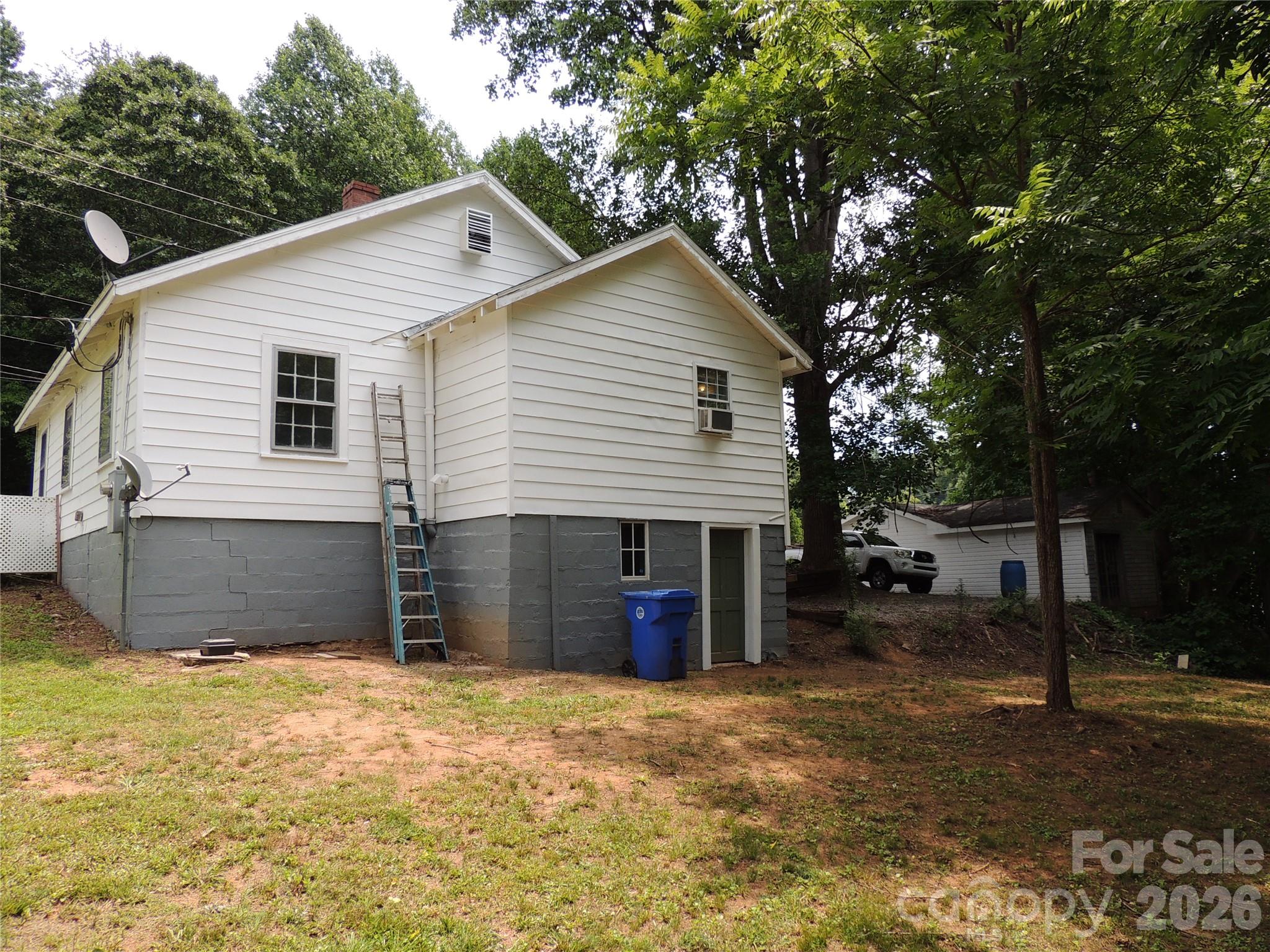 1002 S Main Street S — Rutherfordton