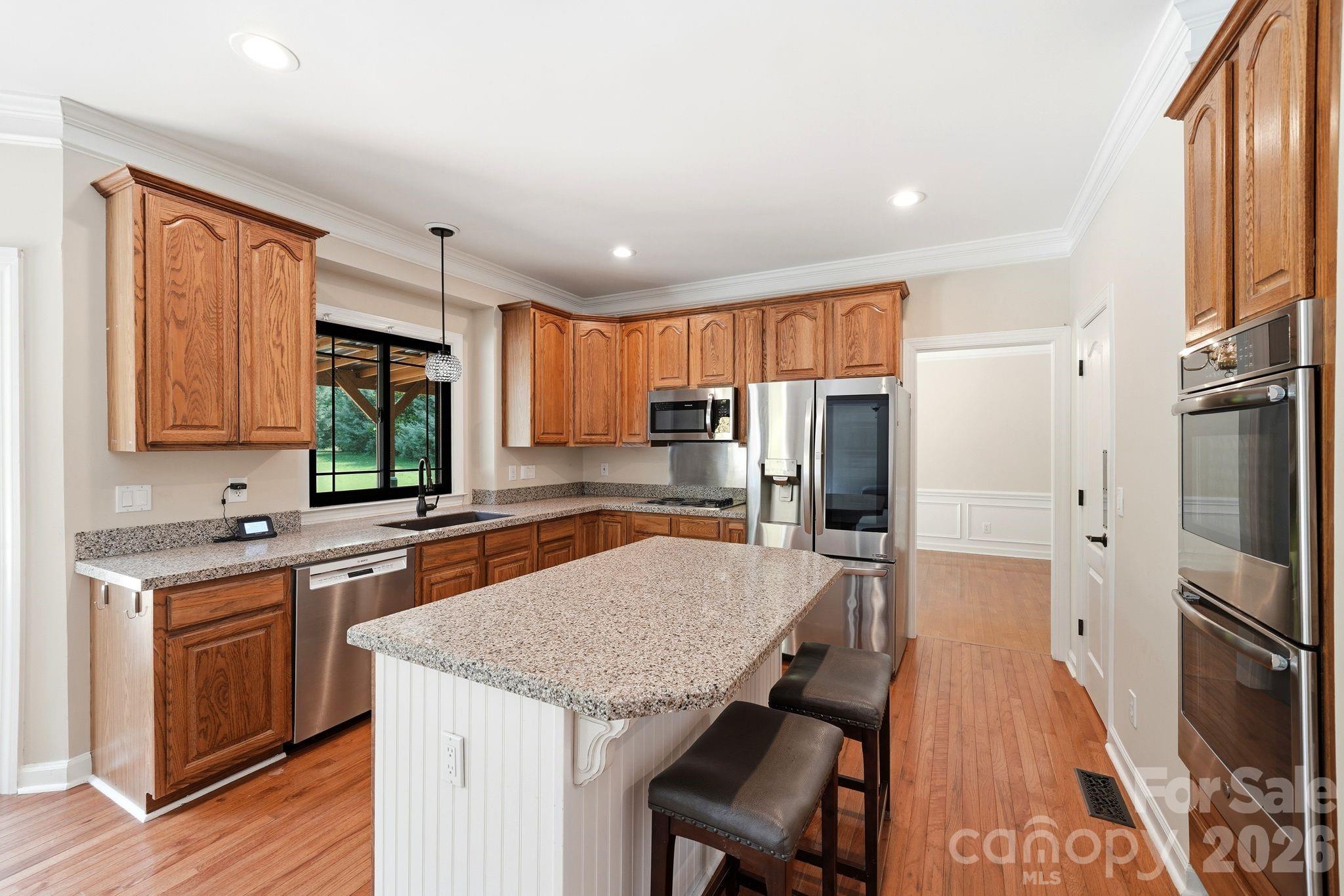 6821 Hollow Oak Drive — Charlotte