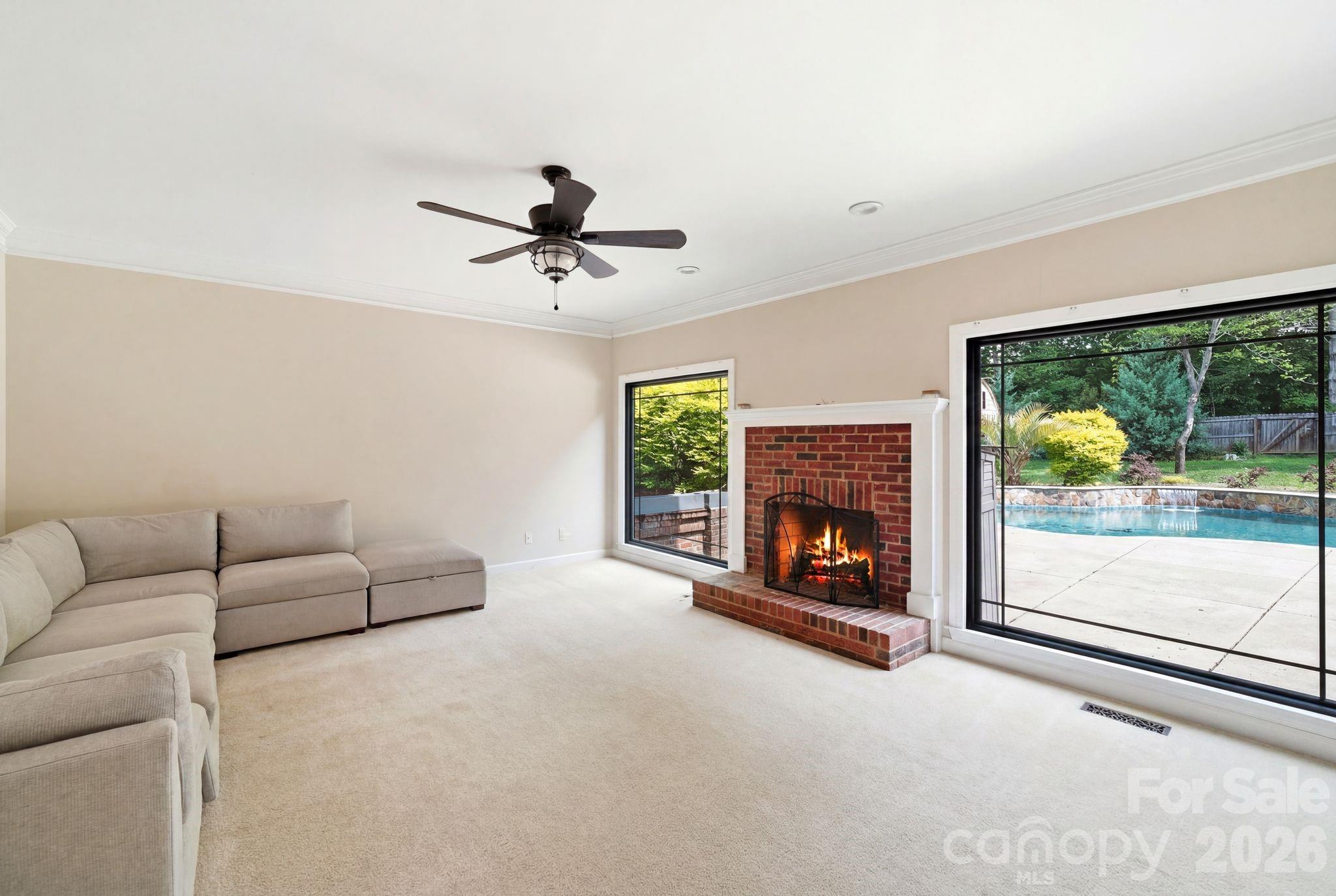 6821 Hollow Oak Drive — Charlotte