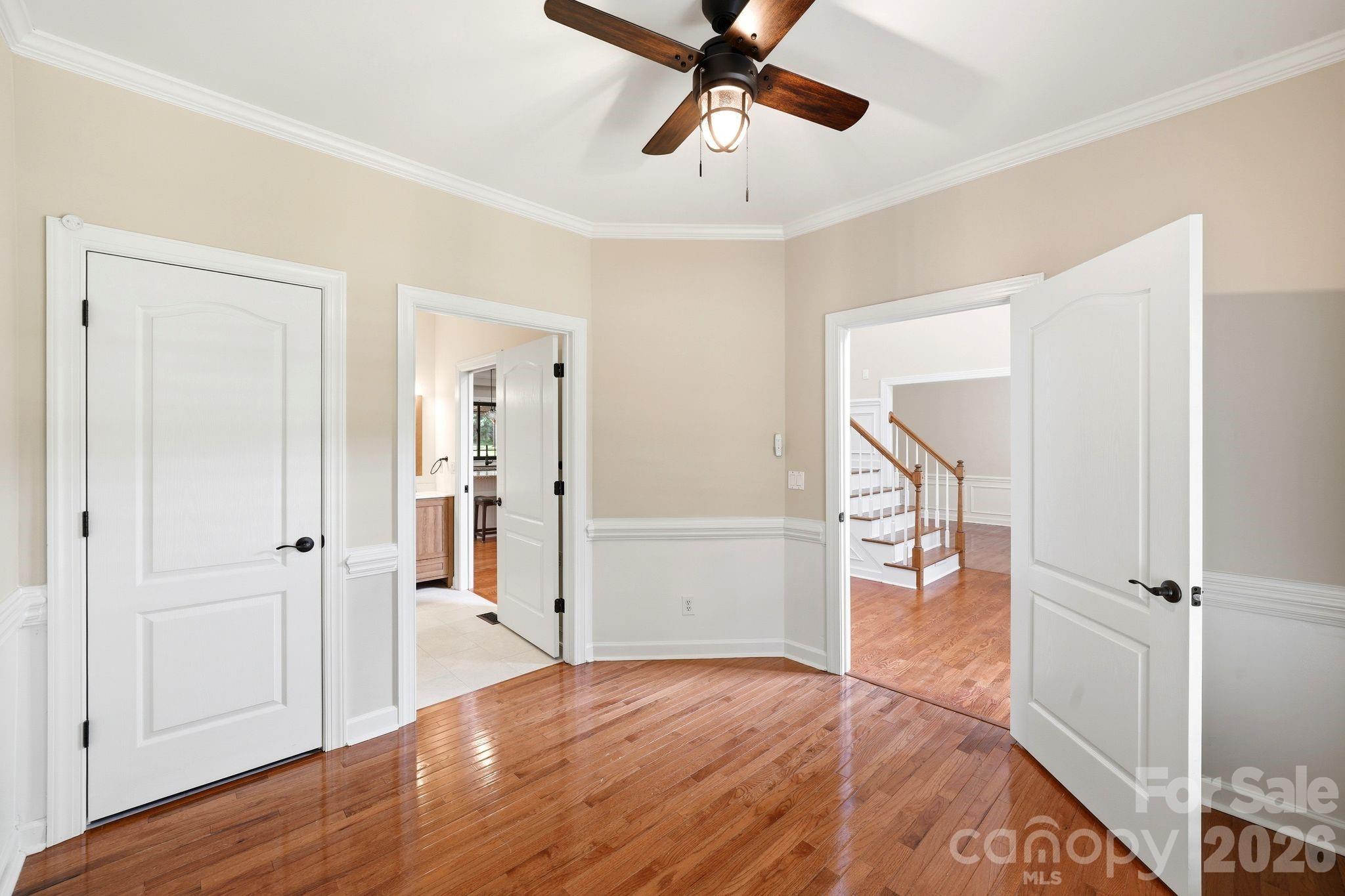6821 Hollow Oak Drive — Charlotte