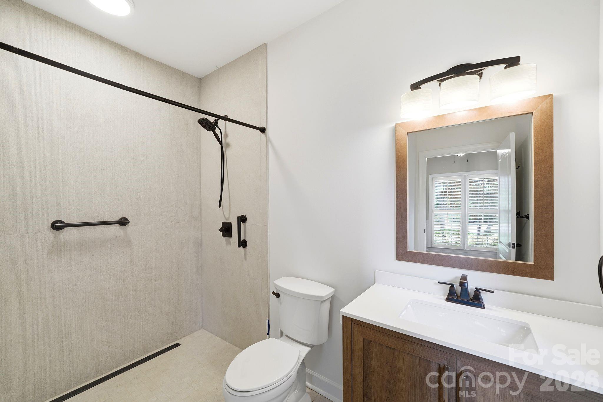 6821 Hollow Oak Drive — Charlotte