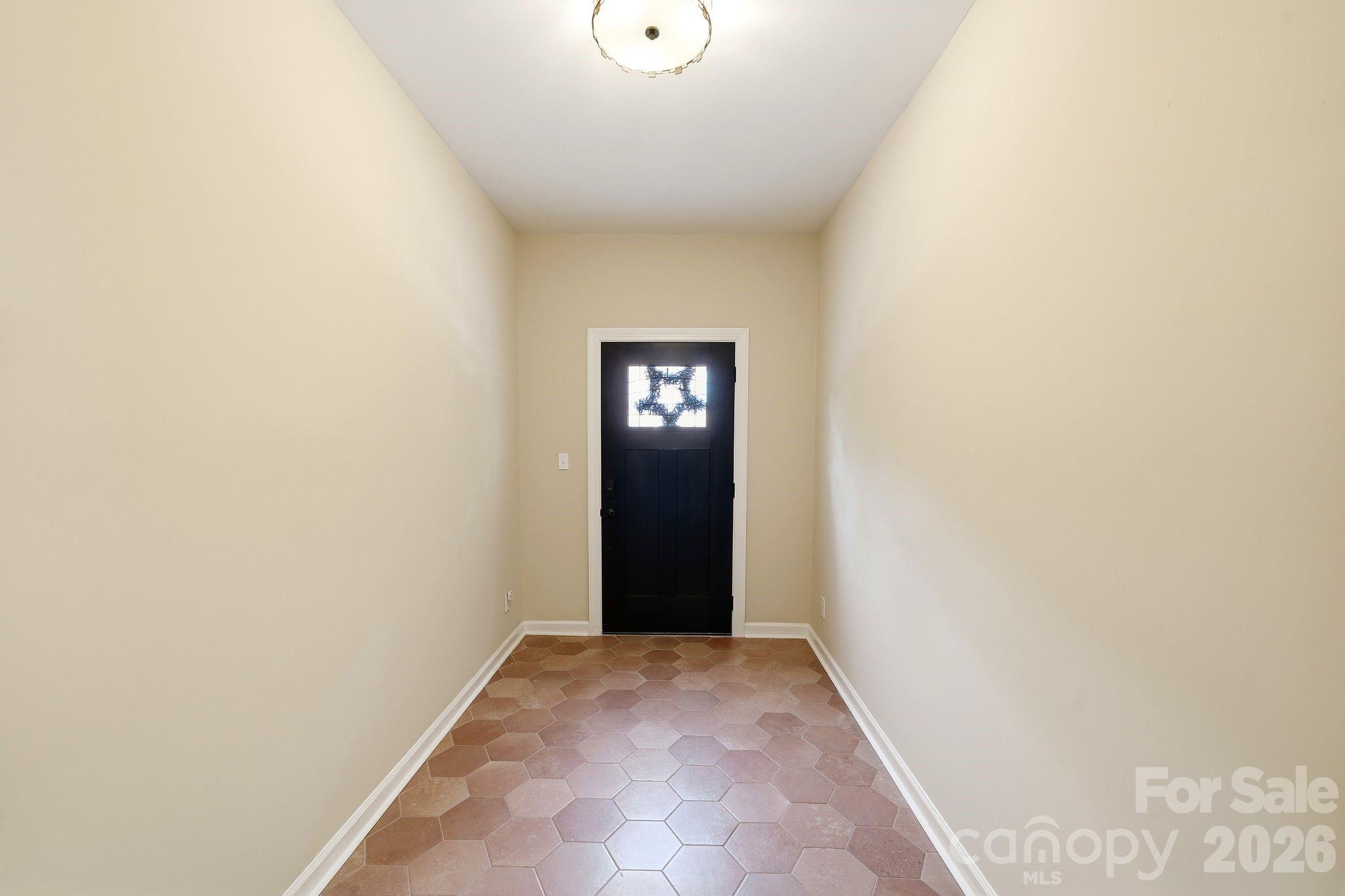 6821 Hollow Oak Drive — Charlotte