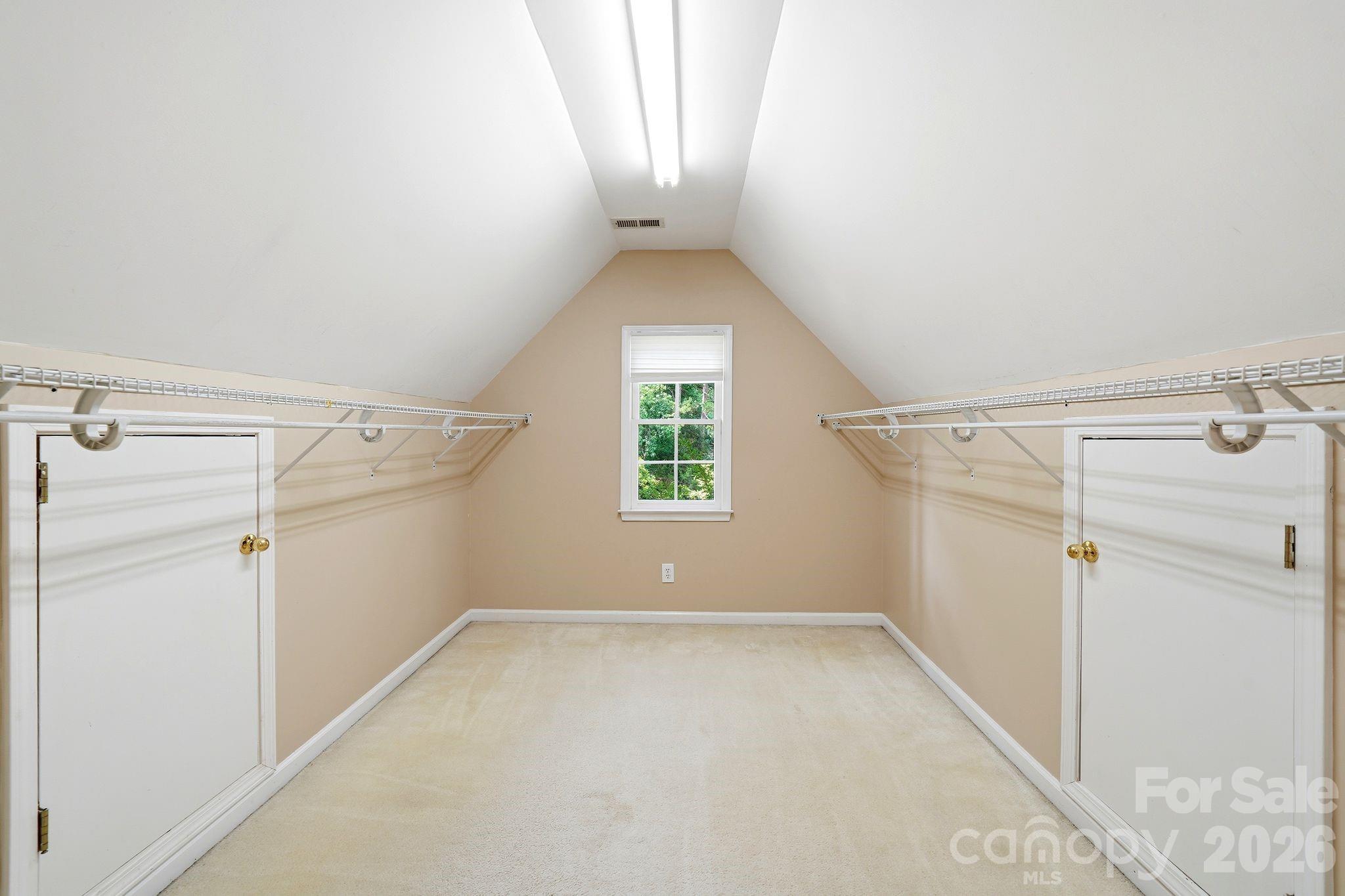 6821 Hollow Oak Drive — Charlotte