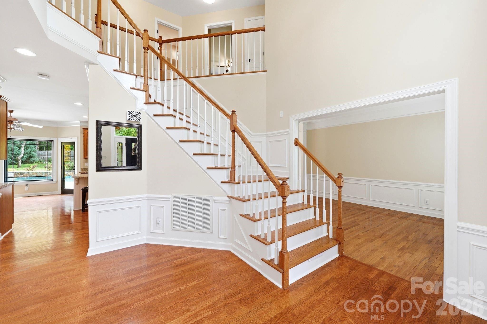 6821 Hollow Oak Drive — Charlotte