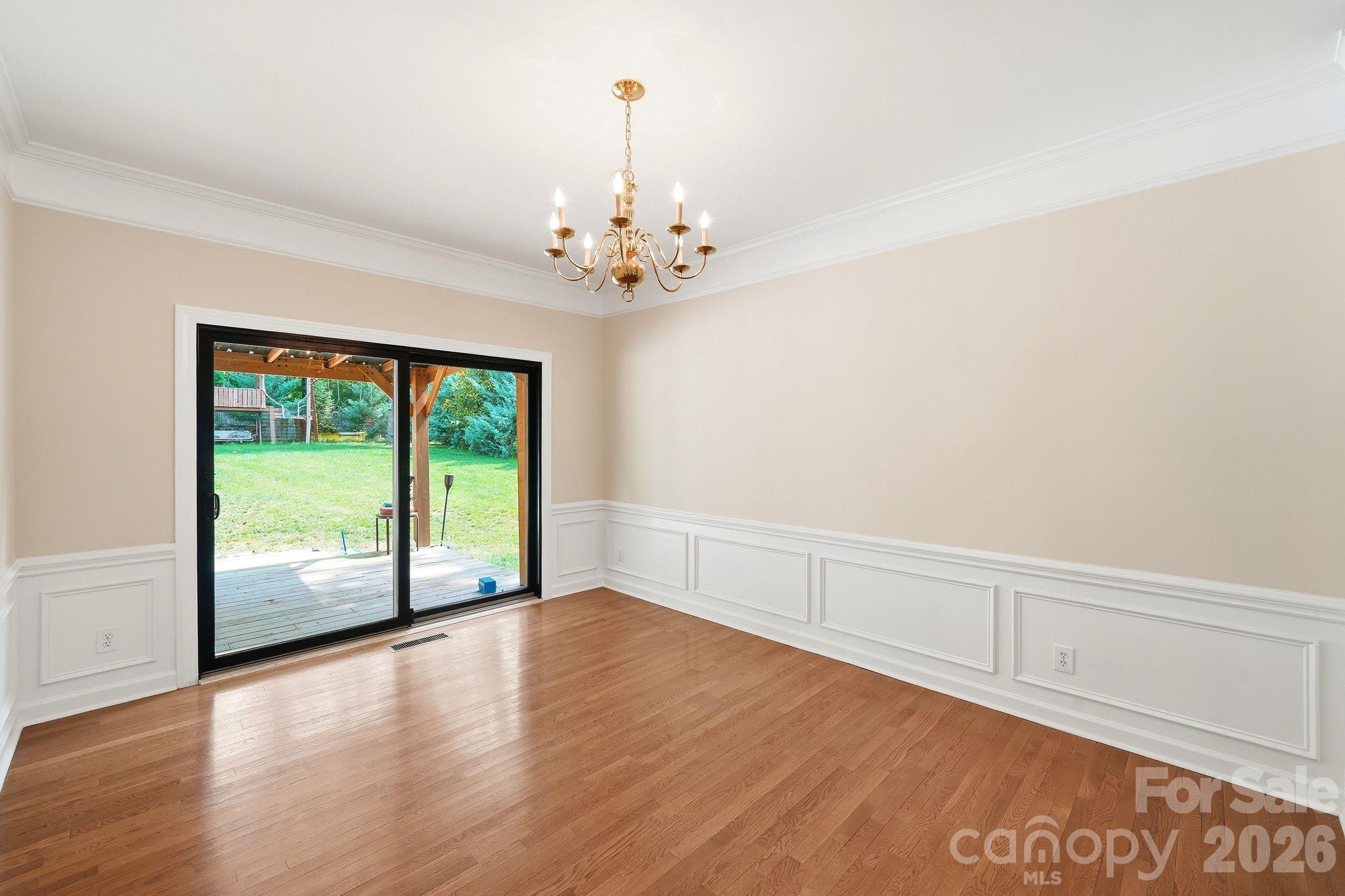 6821 Hollow Oak Drive — Charlotte