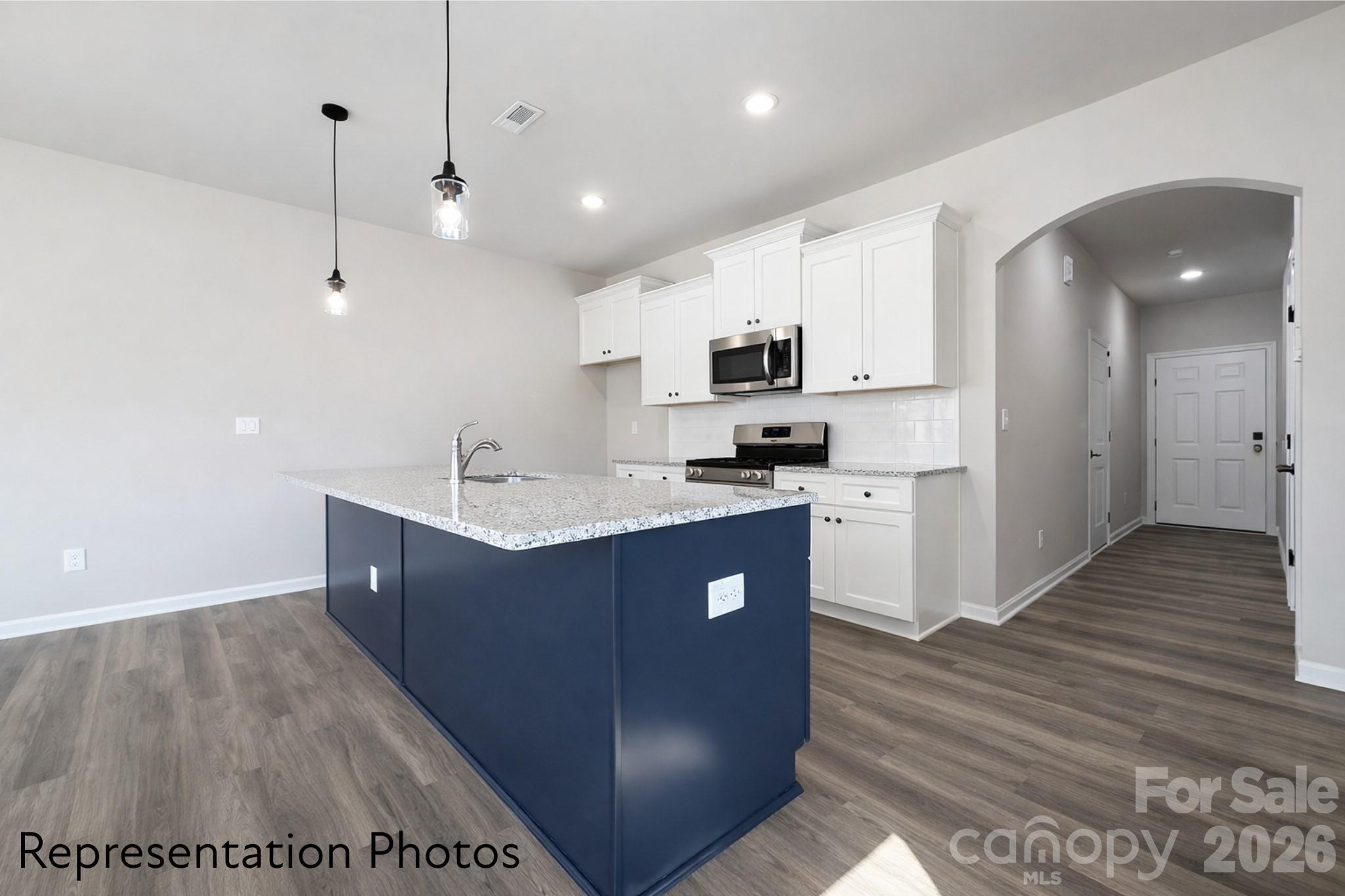 3114 Aberleaf Lane — Charlotte