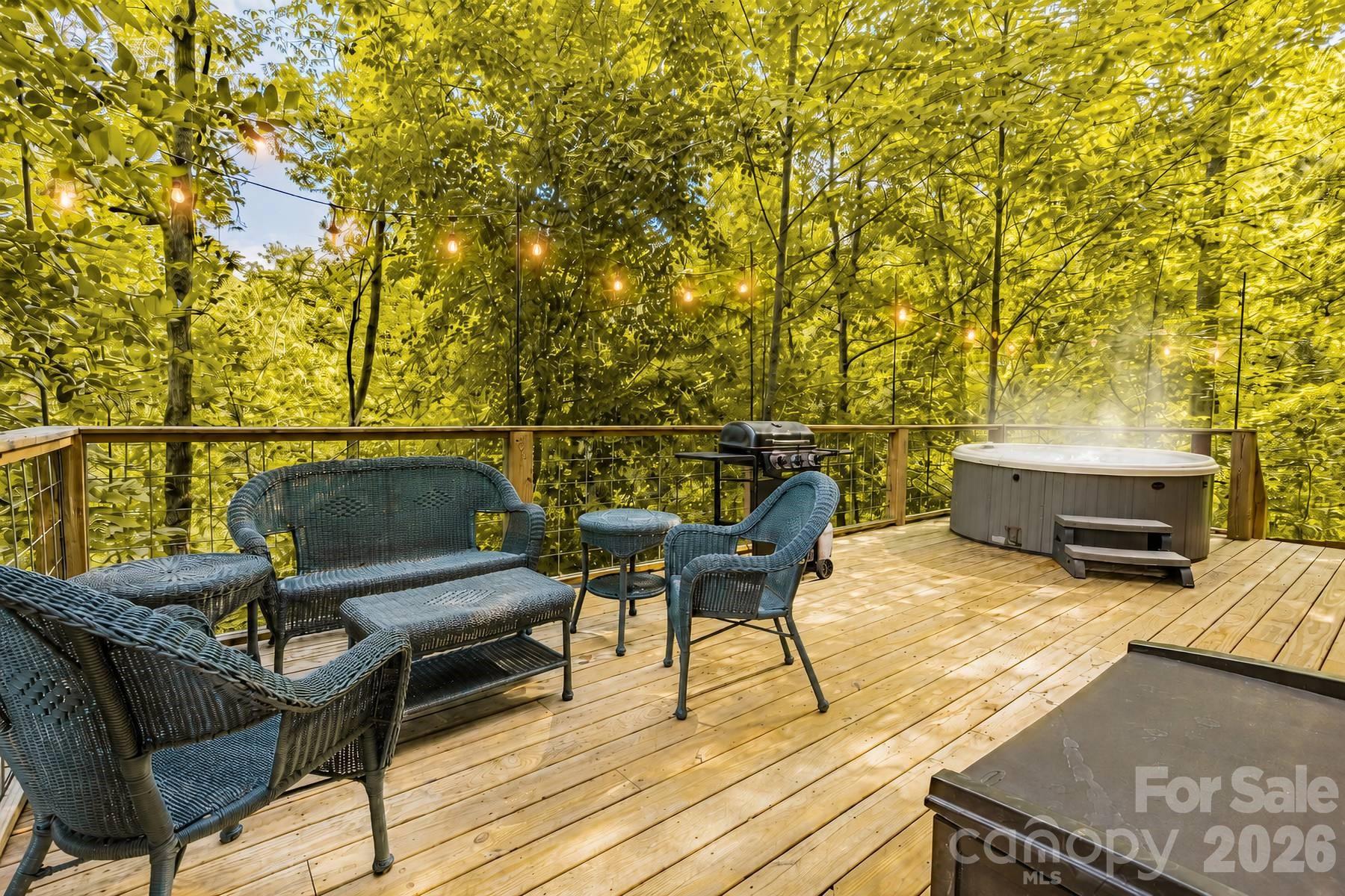 112 Eagle Nest Road — Bryson City