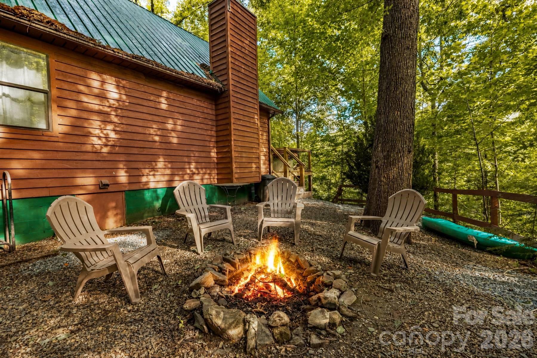 112 Eagle Nest Road — Bryson City