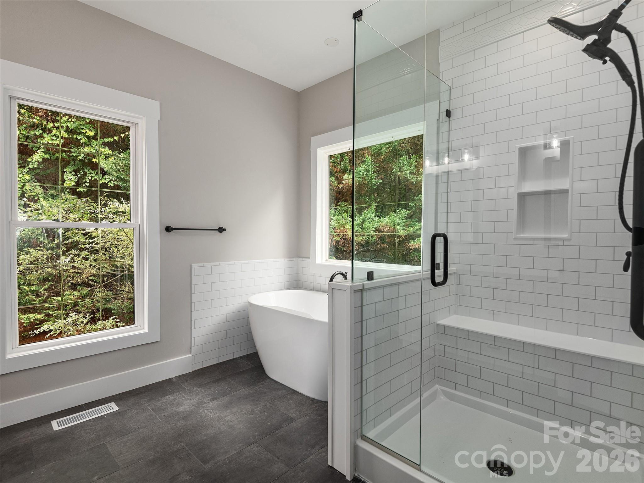 104 Arrowood Lane — Hendersonville